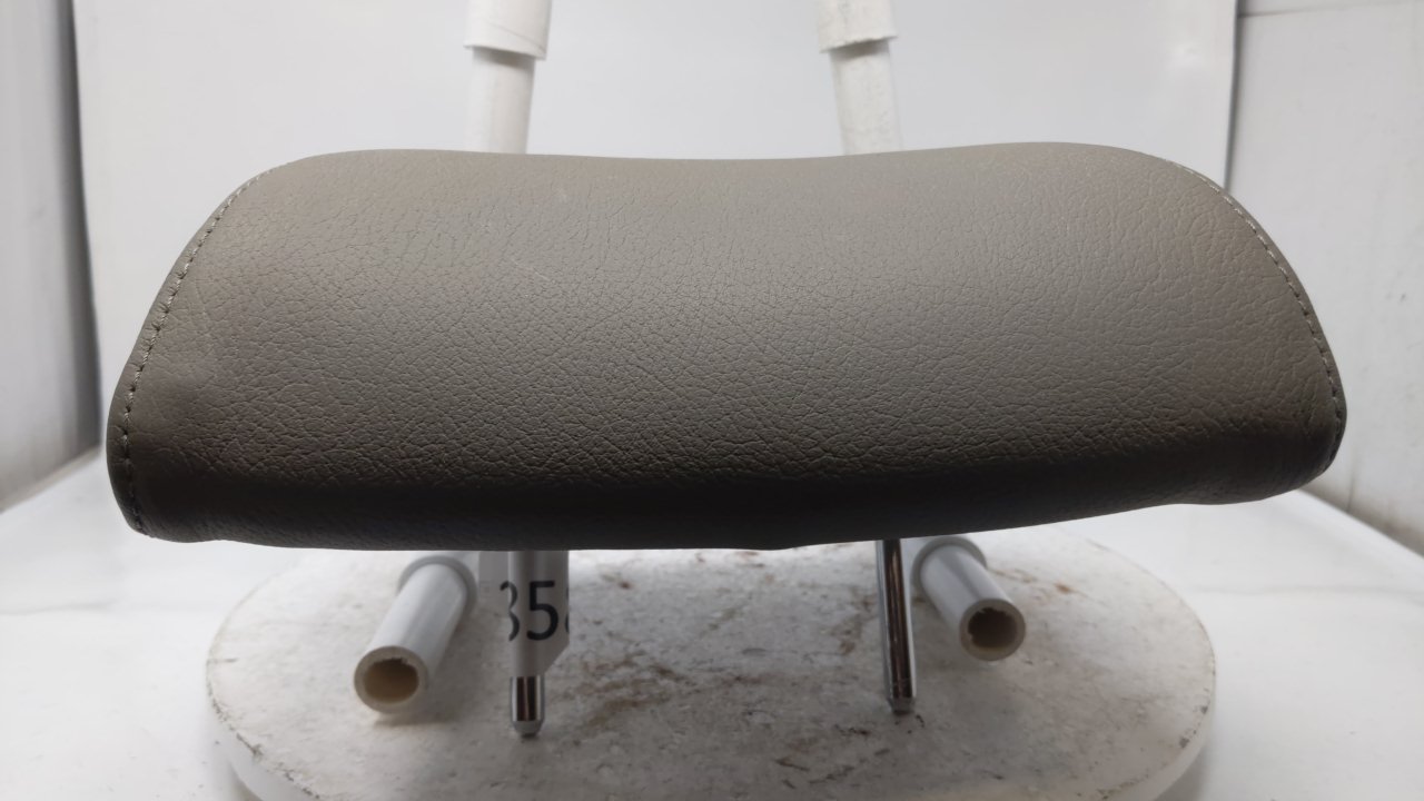 04 05 06 Suzuki Verona Headrest Driver Passenger Rear Leather Gray 12S727 - Oemusedautoparts1.com
