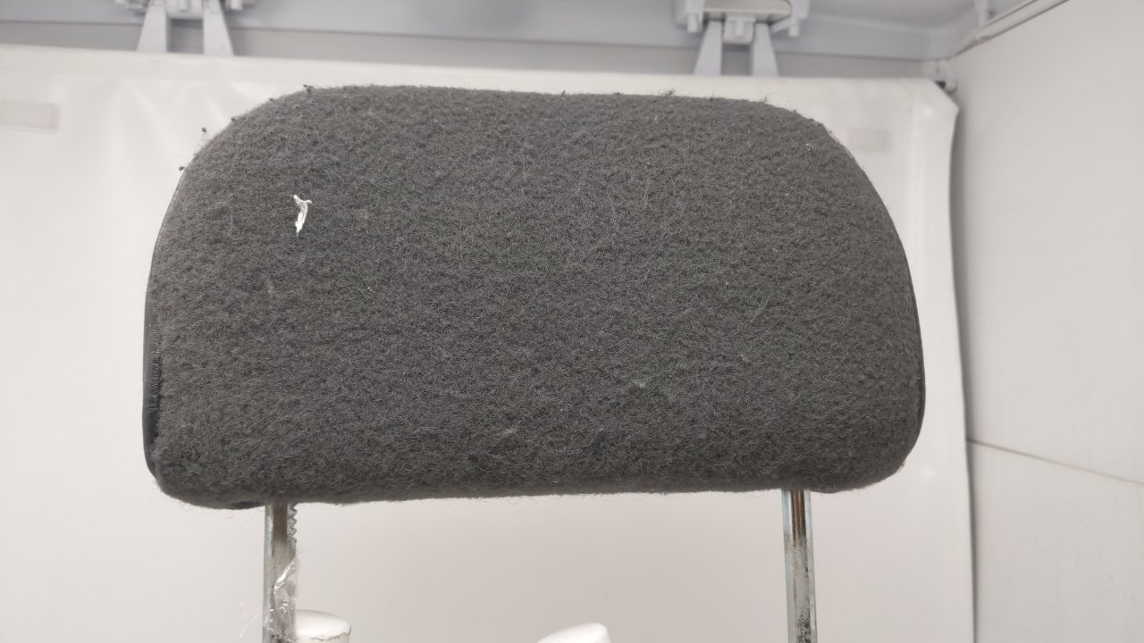 00-03 Dodge Durango Rear Driver Passenger 2nd Row Headrest Nylon Black 13G634 - Oemusedautoparts1.com