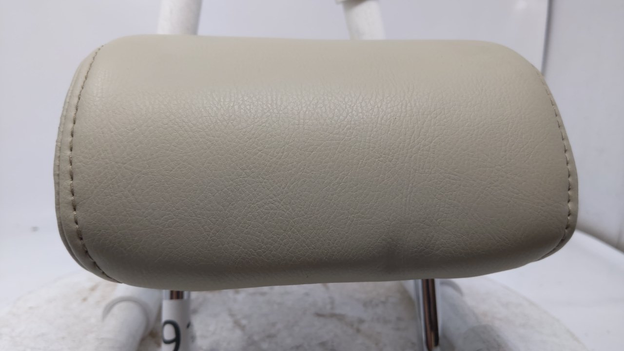 00 01 02 03 04 Infiniti I30 Rear Middle Headrest Head Rest Leather Tan 15M334 - Oemusedautoparts1.com