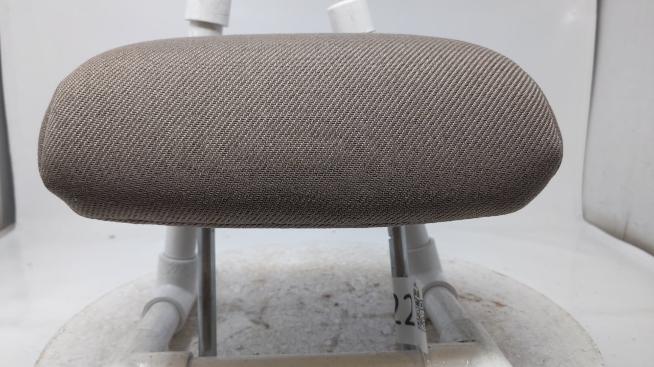 2002 Kia Rio Headrest Head Rest Front Driver Passenger Tan 29922 - Oemusedautoparts1.com