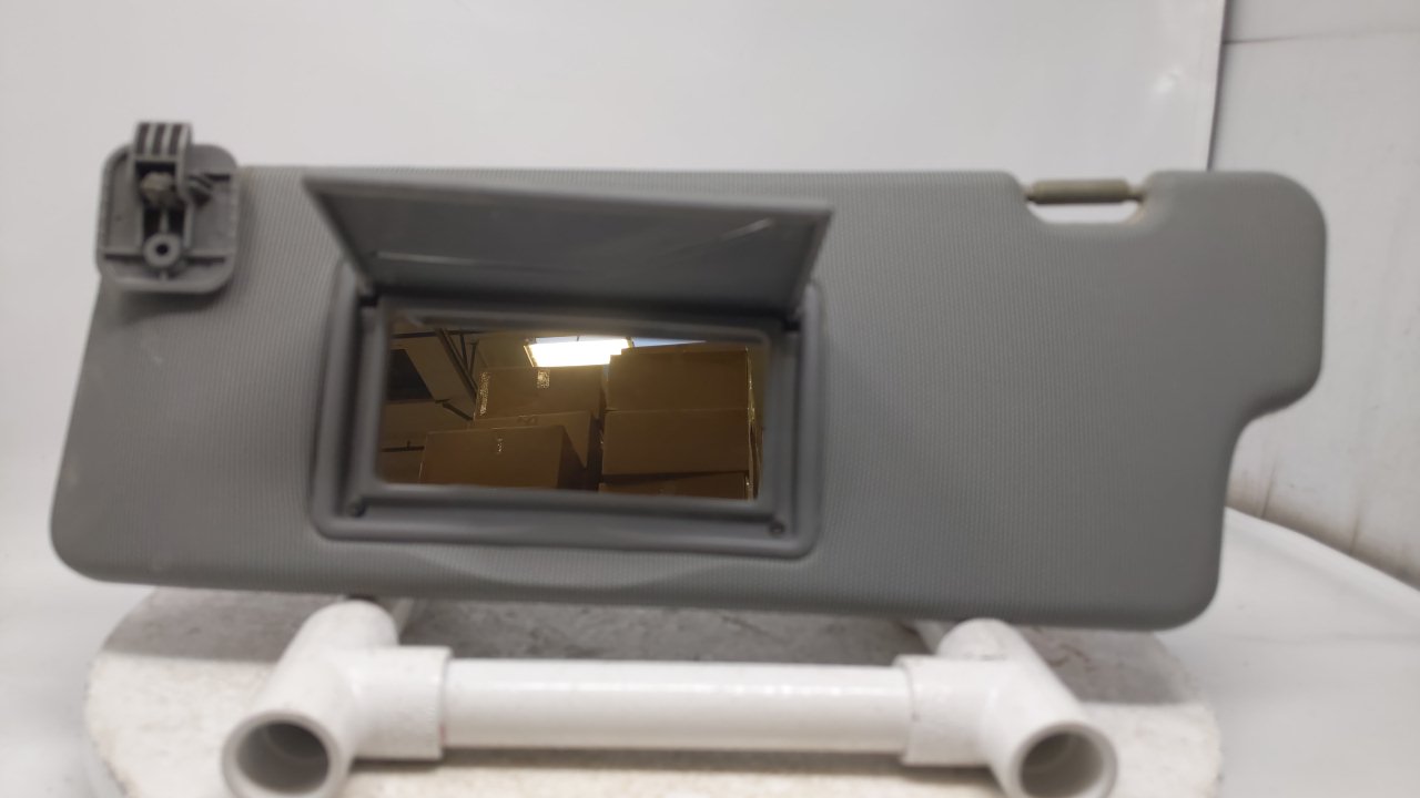 04 05 06 07 08 Chevrolet Optra Sun Visor Driver Mirror Gray 12D262 - Oemusedautoparts1.com