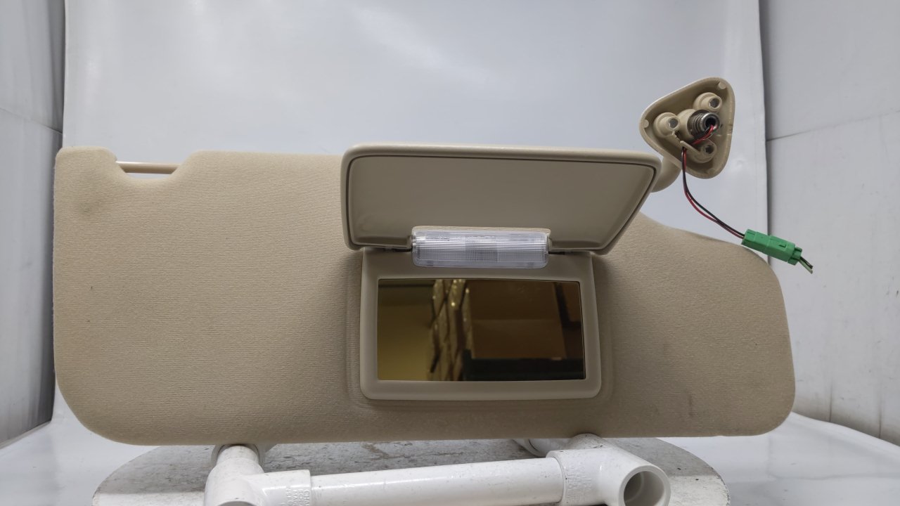 2005-2007 Ford Five Hundred Passenger Sun Visor Sunvisor Shade Oem Beige  - Oemusedautoparts1.com
