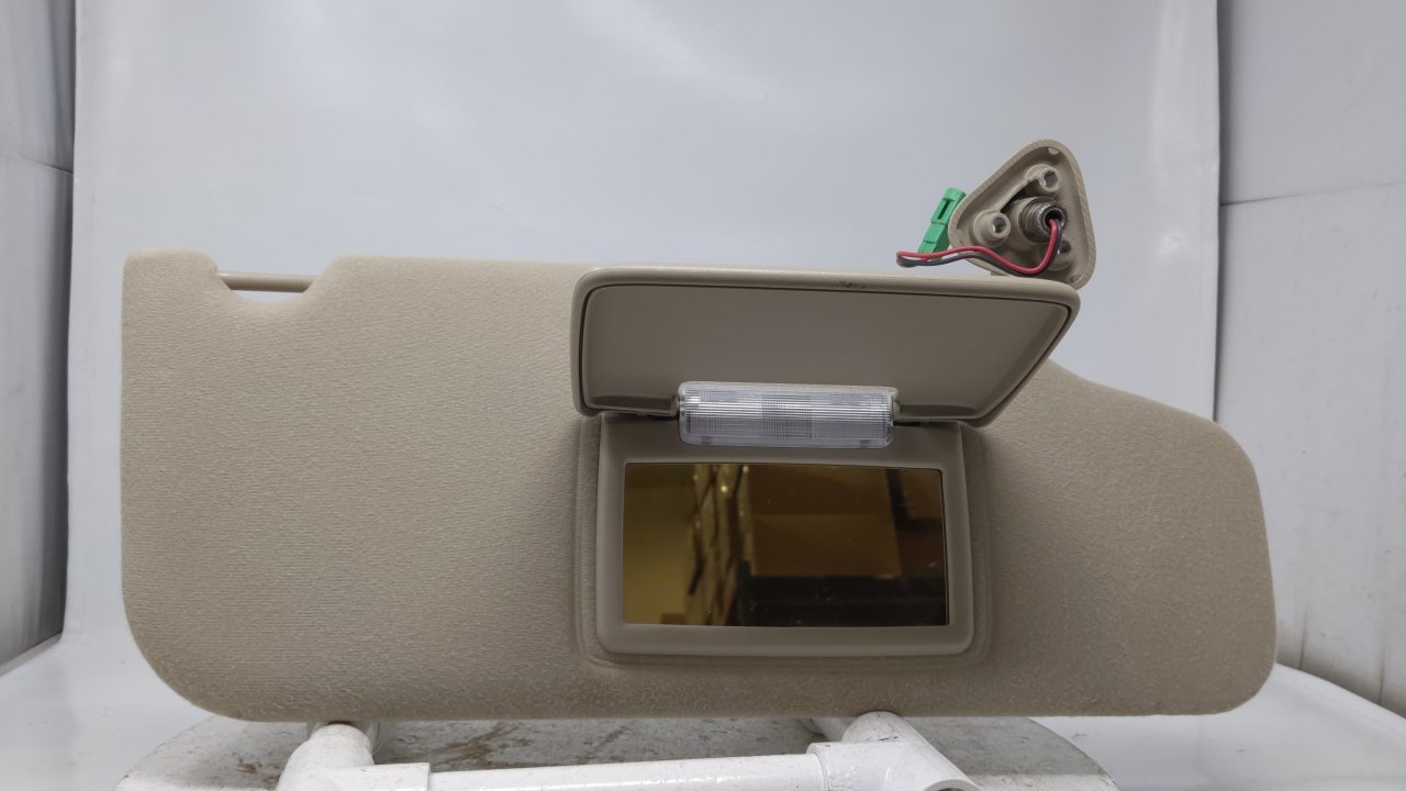 08 09 FORD TAURUS PASSENGER SUN VISOR SUNVISOR SHADE OEM BEIGE 17P405 - Oemusedautoparts1.com