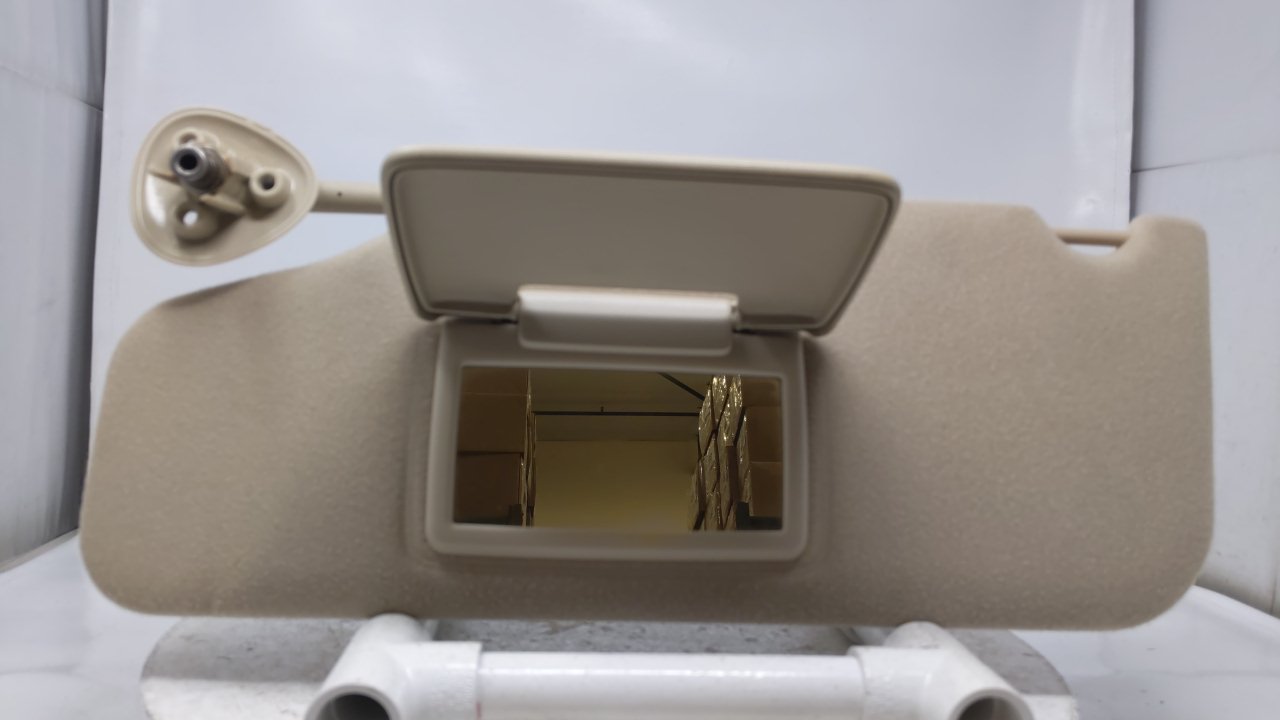 08 09 FORD TAURUS DRIVER SUN VISOR SUNVISOR TAN 15C167 - Oemusedautoparts1.com