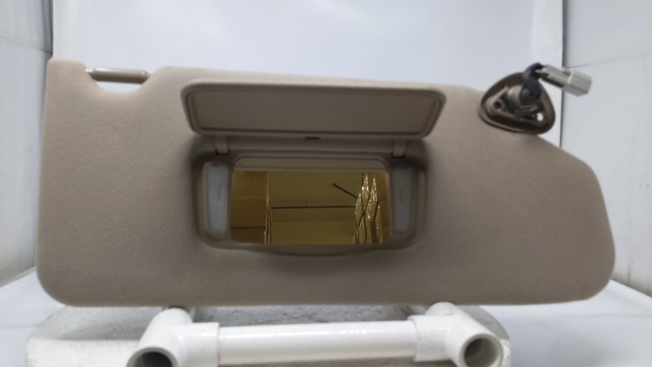 98 99 00 01 02 HONDA ACCORD PASSENGER SUN VISOR SUNVISOR SHADE OEM TAN 15C626 - Oemusedautoparts1.com
