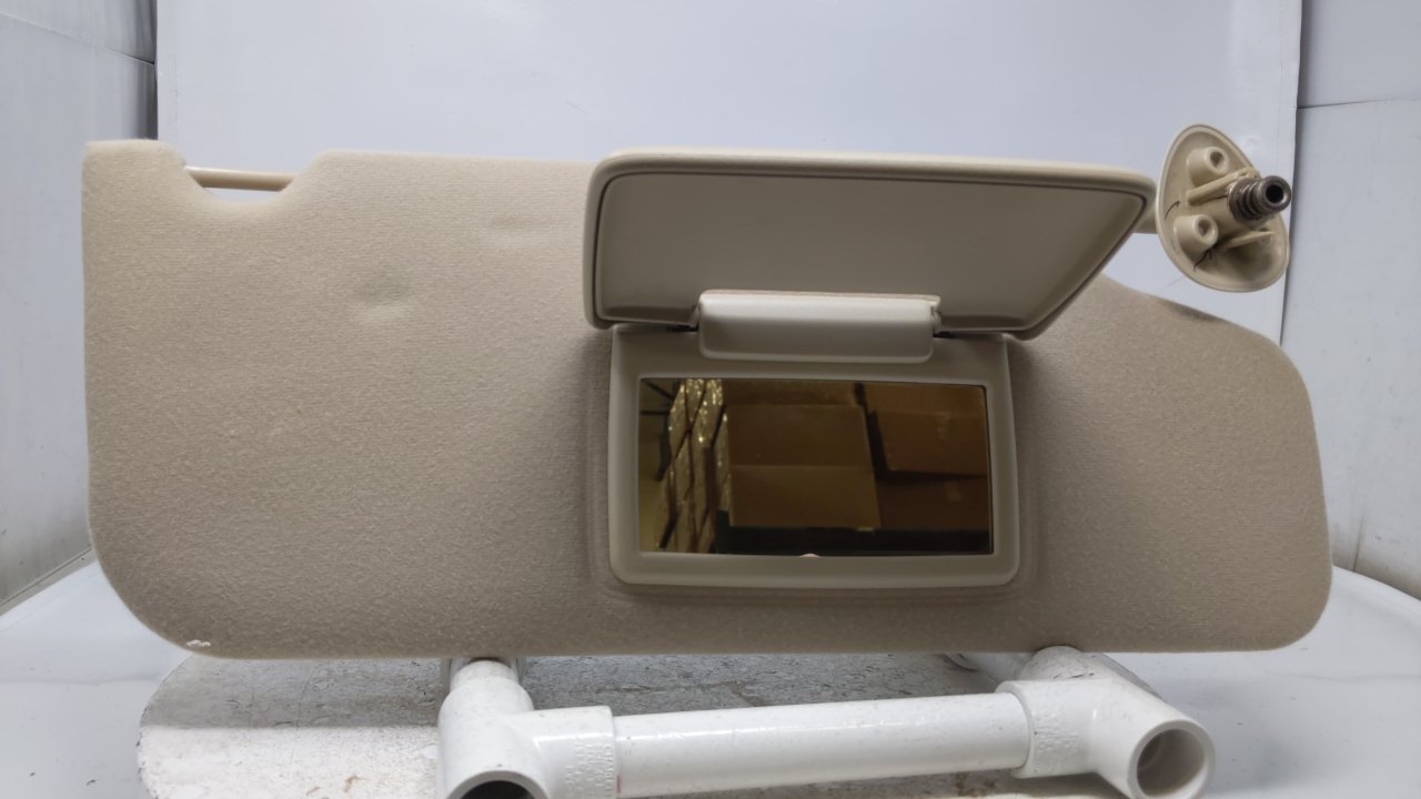 00 01 02 03 04 05 06 07 FORD TAURUS PASSENGER SUN VISOR SUNVISOR TAN 19Q589 - Oemusedautoparts1.com