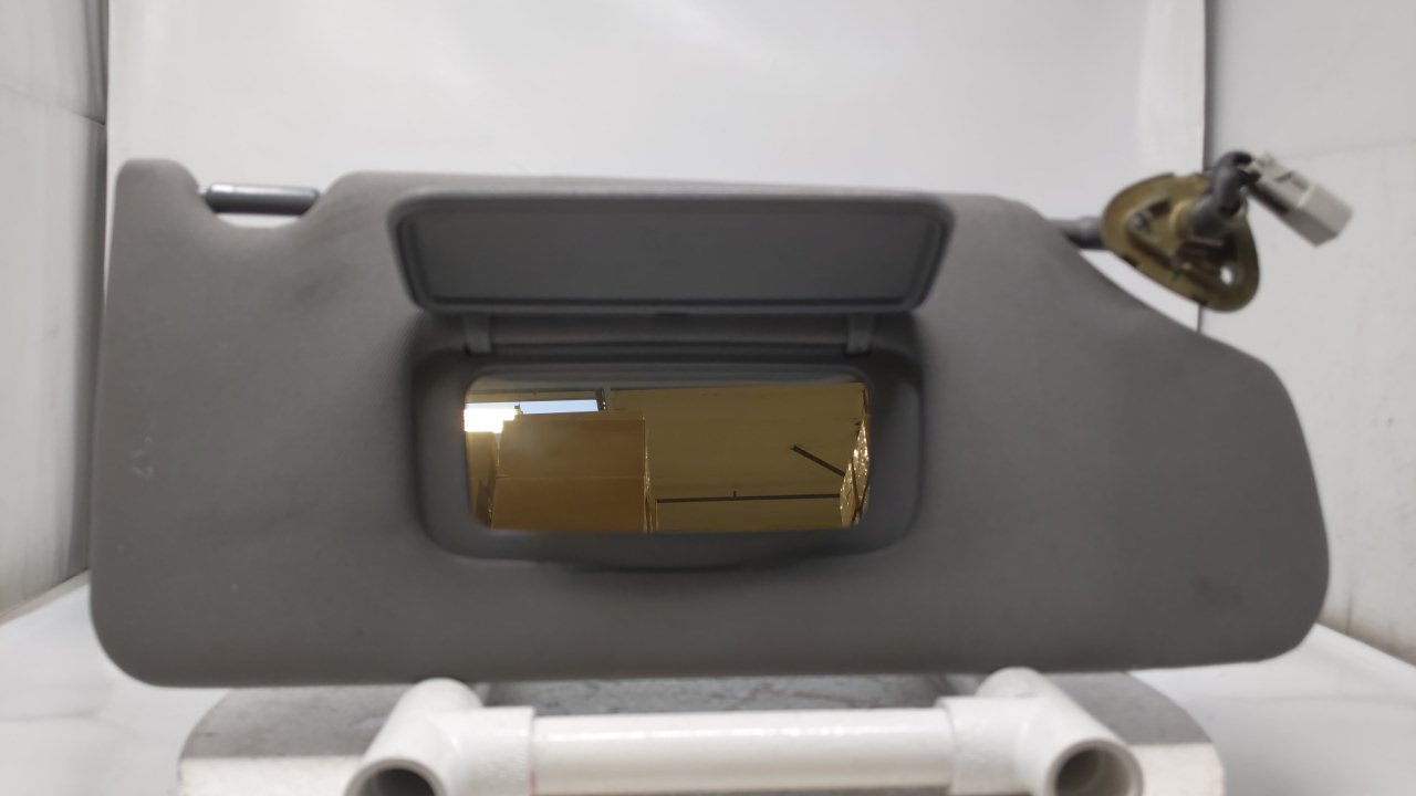 2004-2007 Acura Tl Sun Visor Shade Passenger Dark Gray R8S01B17 - Oemusedautoparts1.com