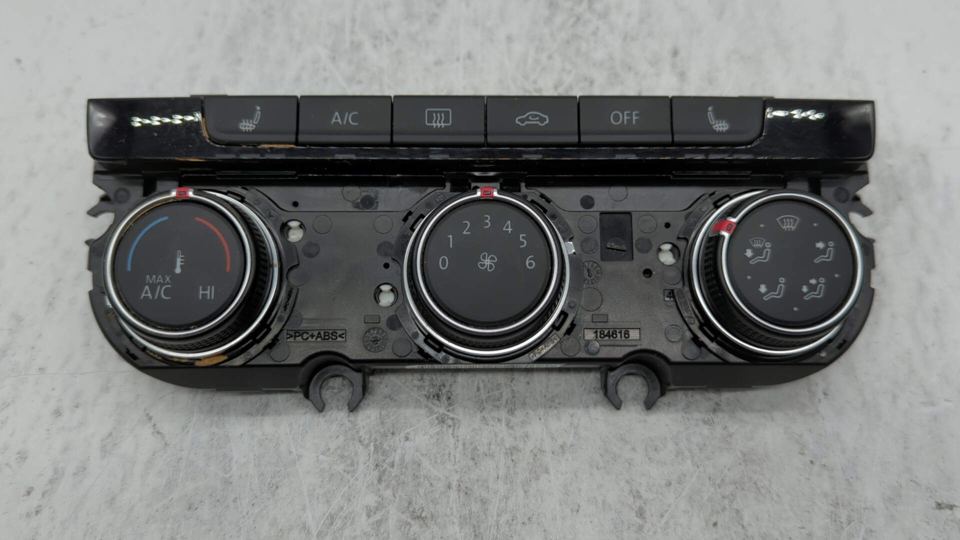 2015-2016 Volkswagen Golf Ac Heater Climate Control 5gm907426a 302070 - Oemusedautoparts1.com