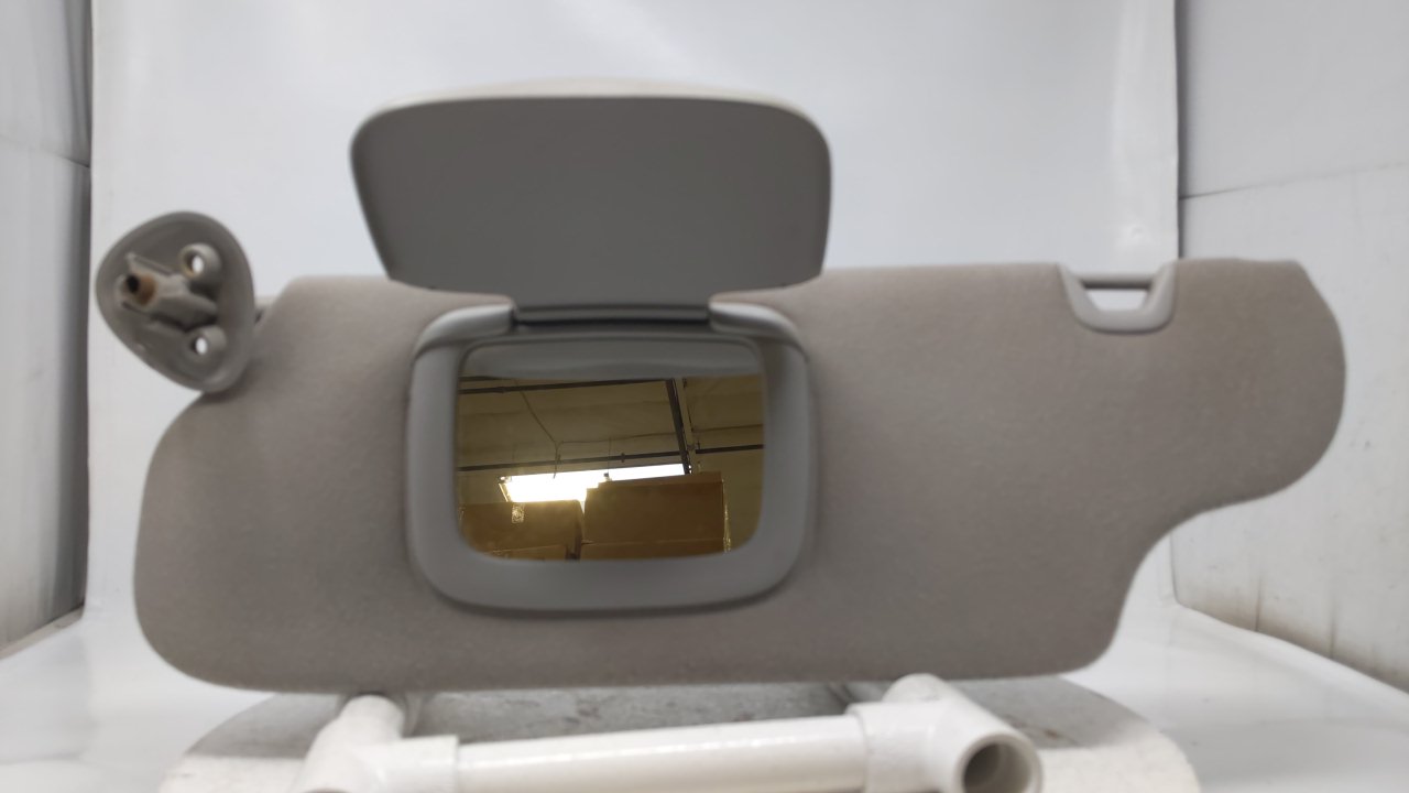 2000 Ford Taurus Driver Sun Visor Mirror Left Sunvisor Gray 30216 - Oemusedautoparts1.com