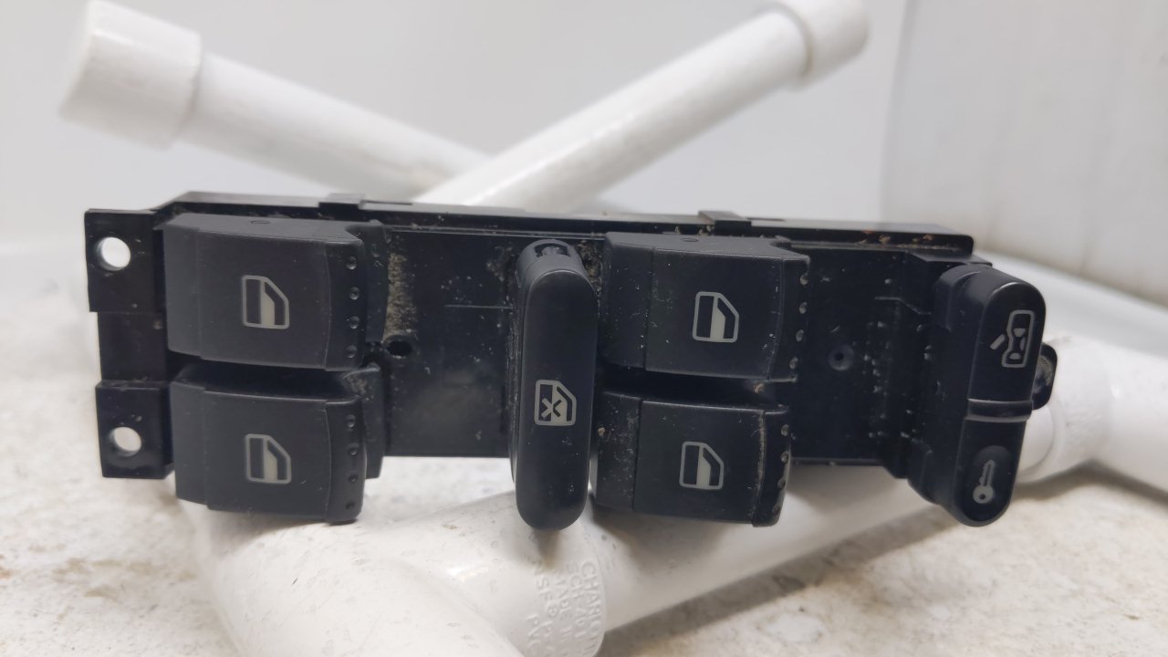 2001-2007 Volkswagen Golf Passat Master Driver Power Window Switch R8S01B21 - Oemusedautoparts1.com