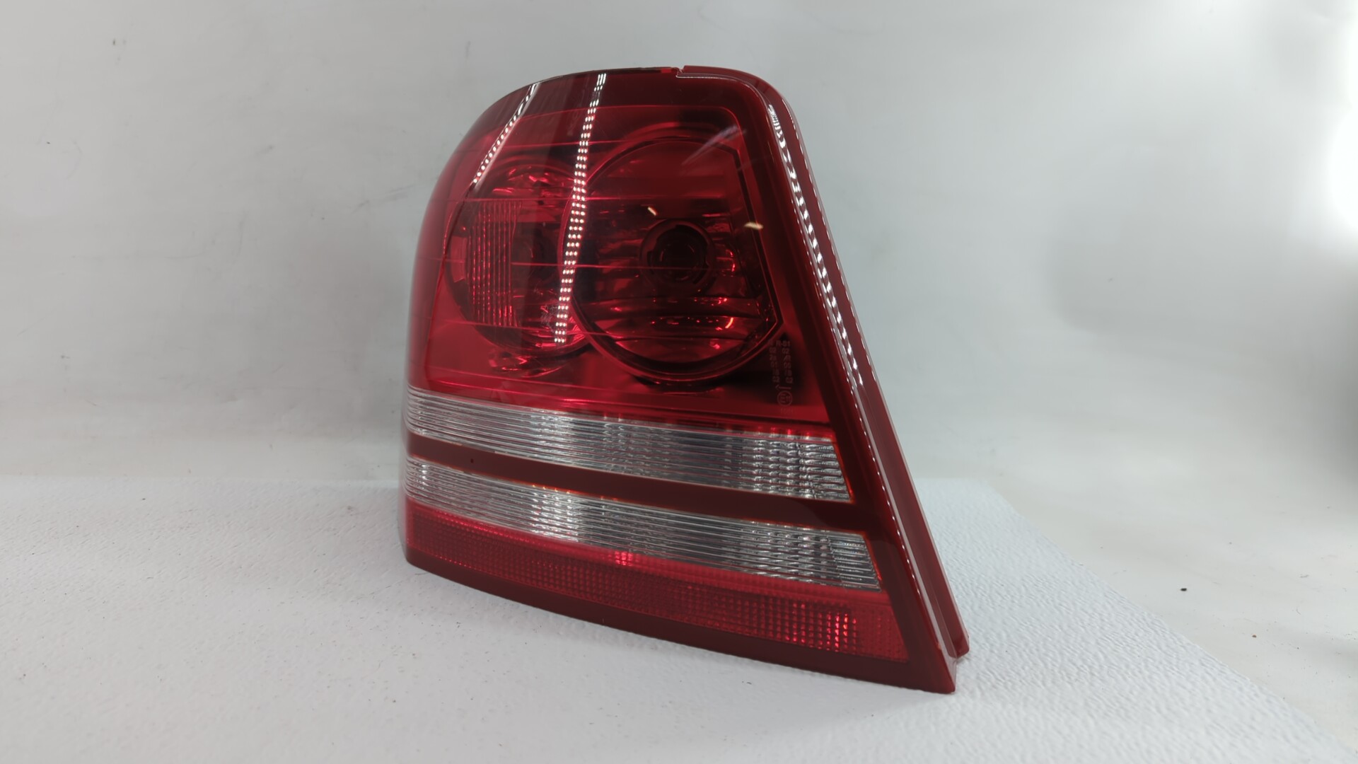 Picture of 2008-2010 Dodge Avenger Driver Left Side Tail Light Taillight Oem 302605