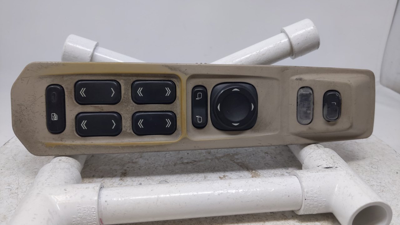 2004-2006 Cadillac Srx Master Driver Power Window Switch R8S01B22 - Oemusedautoparts1.com