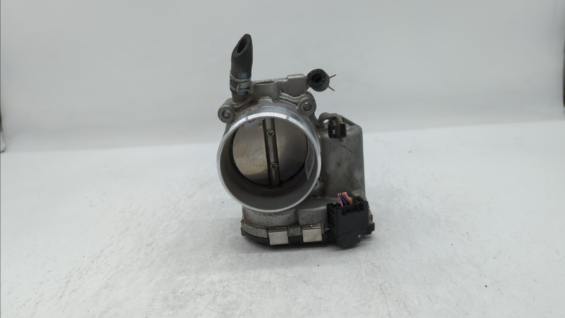 Hyundai Santa Fe Throttle Body 303208 - Oemusedautoparts1.com