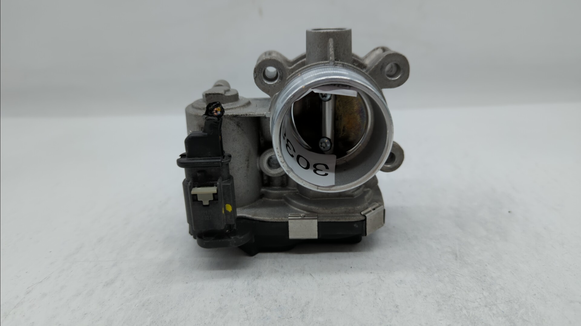 Picture of 2016-2019 Chevrolet Malibu Throttle Body 303852