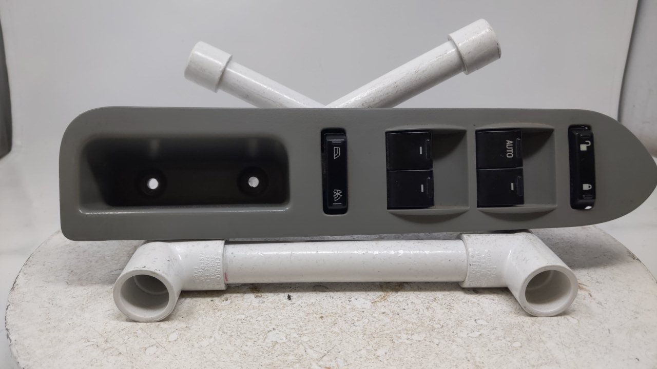 Picture of 2006 Mercury Montego Driver Left Door Master Power Window Switch 30397