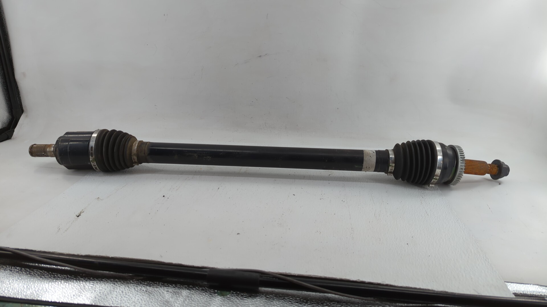 2016-2019 Kia Optima Axle Shaft Front Passenger Cv C/v 304081 - Oemusedautoparts1.com