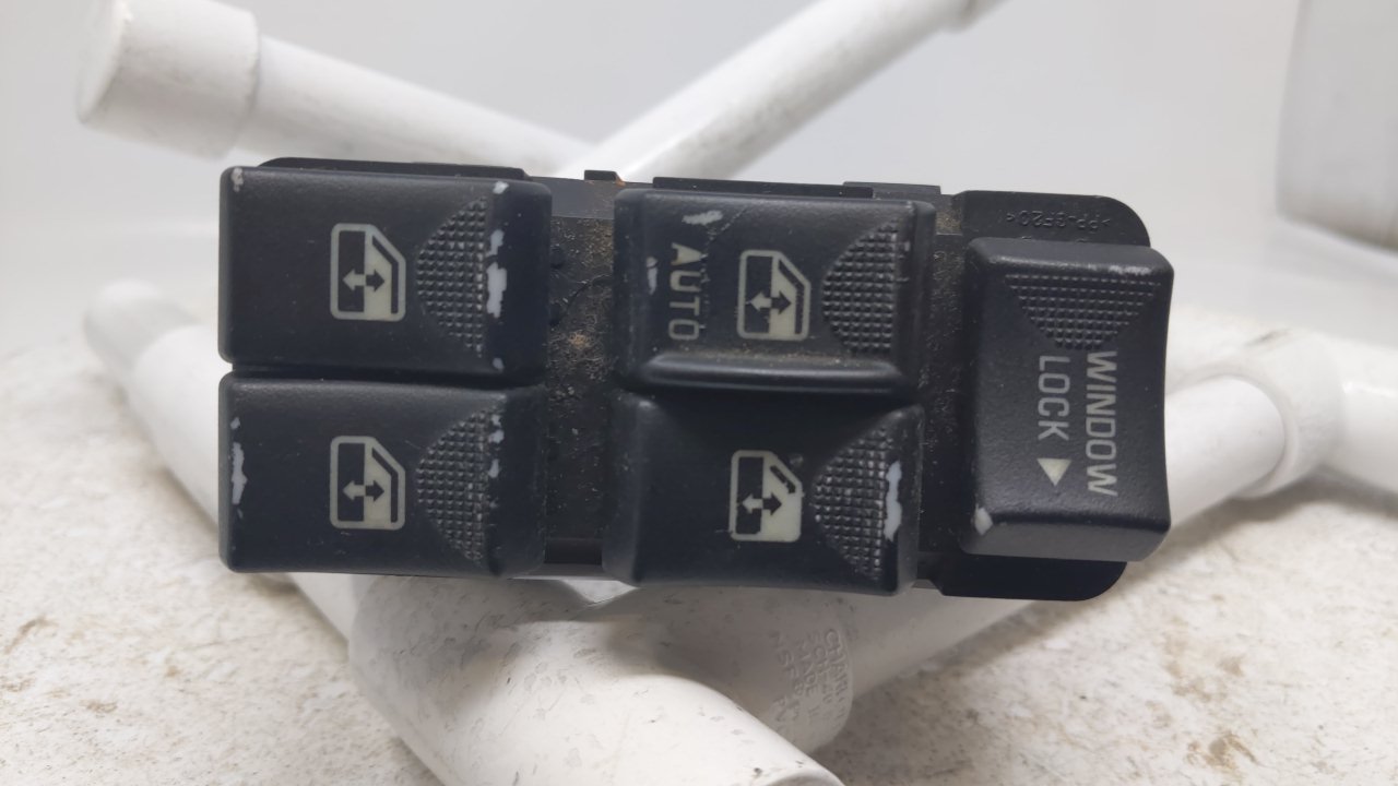 2000 Chevrolet Impala Driver Left Door Master Power Window Switch 30507 - Oemusedautoparts1.com