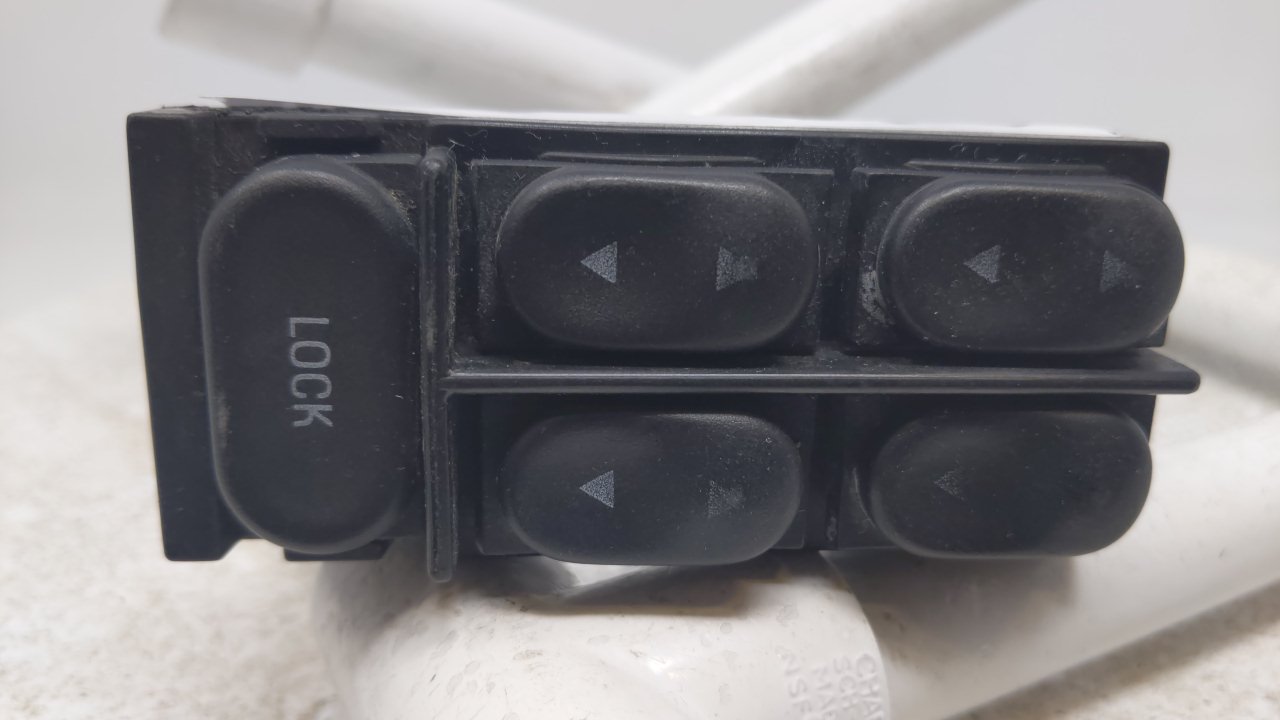 2000-2002 Ford Escort Master Driver Power Window Switch R8S02B12 - Oemusedautoparts1.com