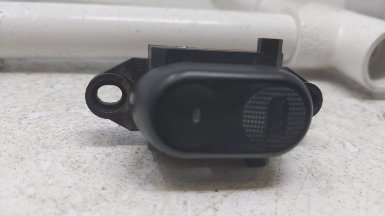 2002-2010 Renault Pt Cruiser Master Driver Power Window Switch R8S02B12 - Oemusedautoparts1.com