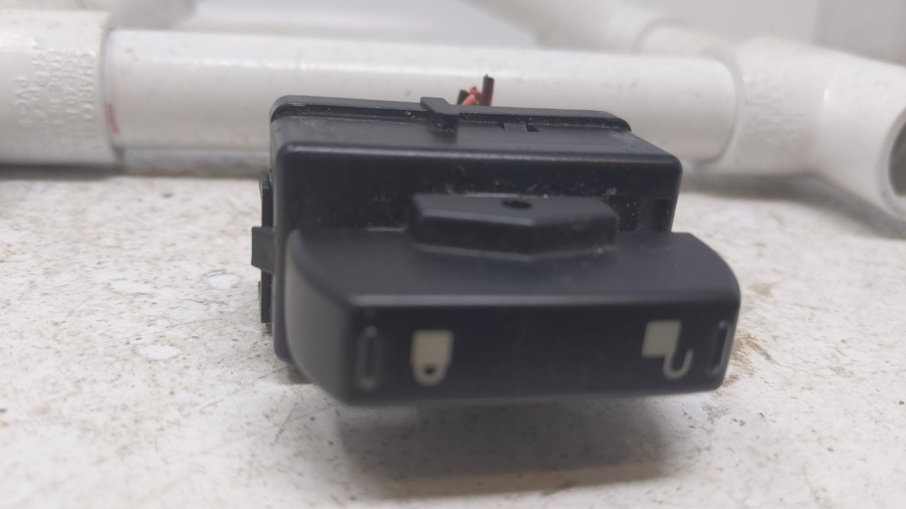 2008-2009 Mercury Sable Master Driver Power Window Switch R8S02B12 - Oemusedautoparts1.com