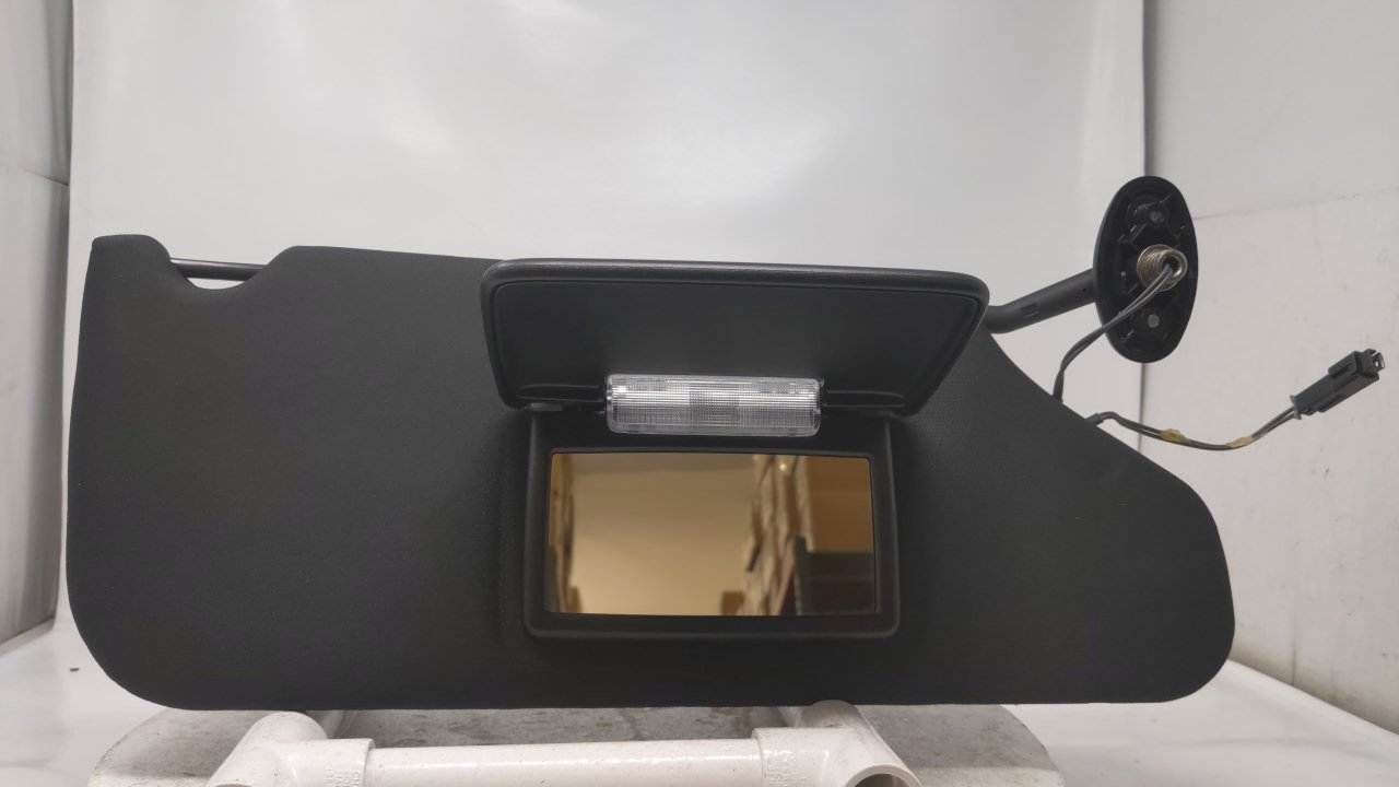 2011-2014 Dodge Avenger Passenger Sunvisor Sun Visor Shade Oem Black R8S02B18 - Oemusedautoparts1.com