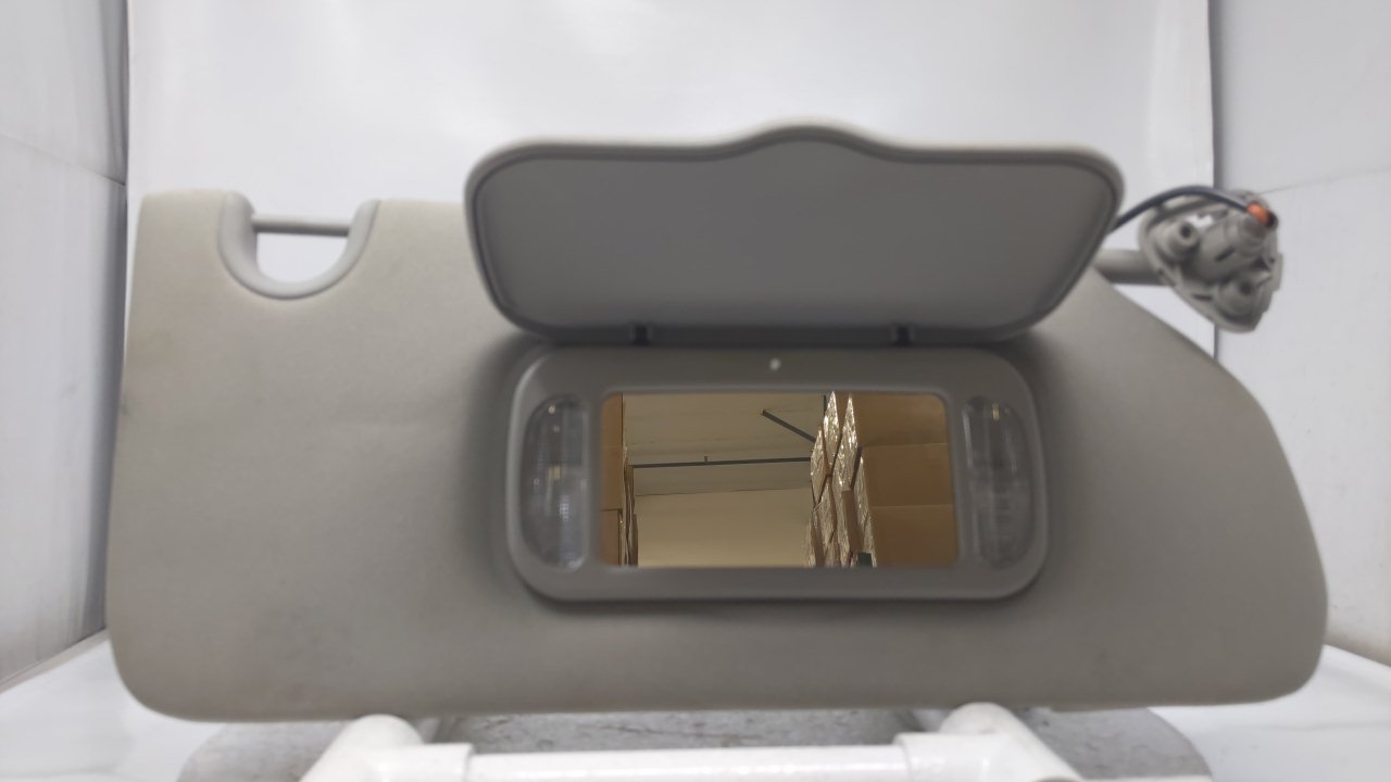 2006-2010 Buick Lucerne Passenger Sunvisor Sun Visor Shade Oem Gray R9S21B01 - Oemusedautoparts1.com
