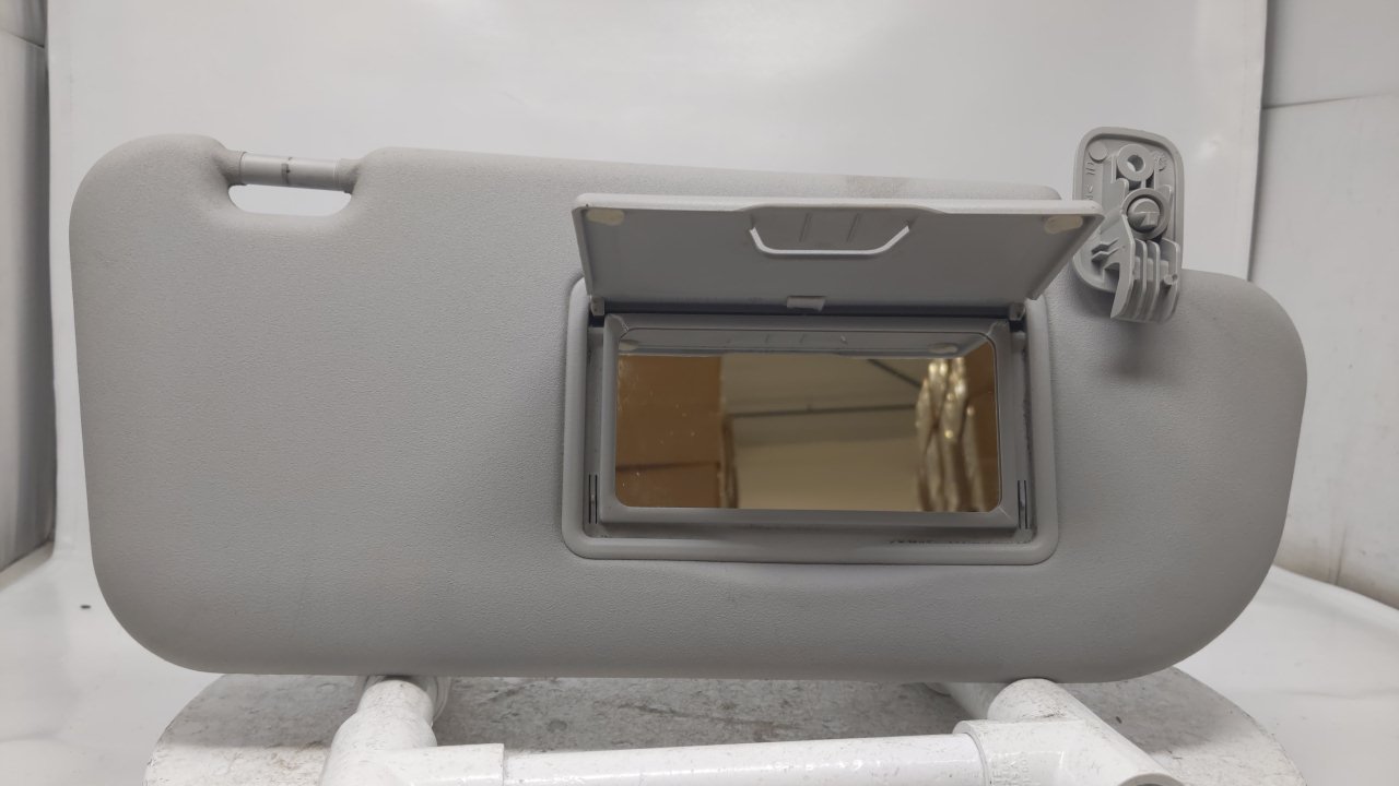 2004-2009 Mazda 3 Passenger Sun Visor Sunvisor Shade Gray R9S21B01 - Oemusedautoparts1.com