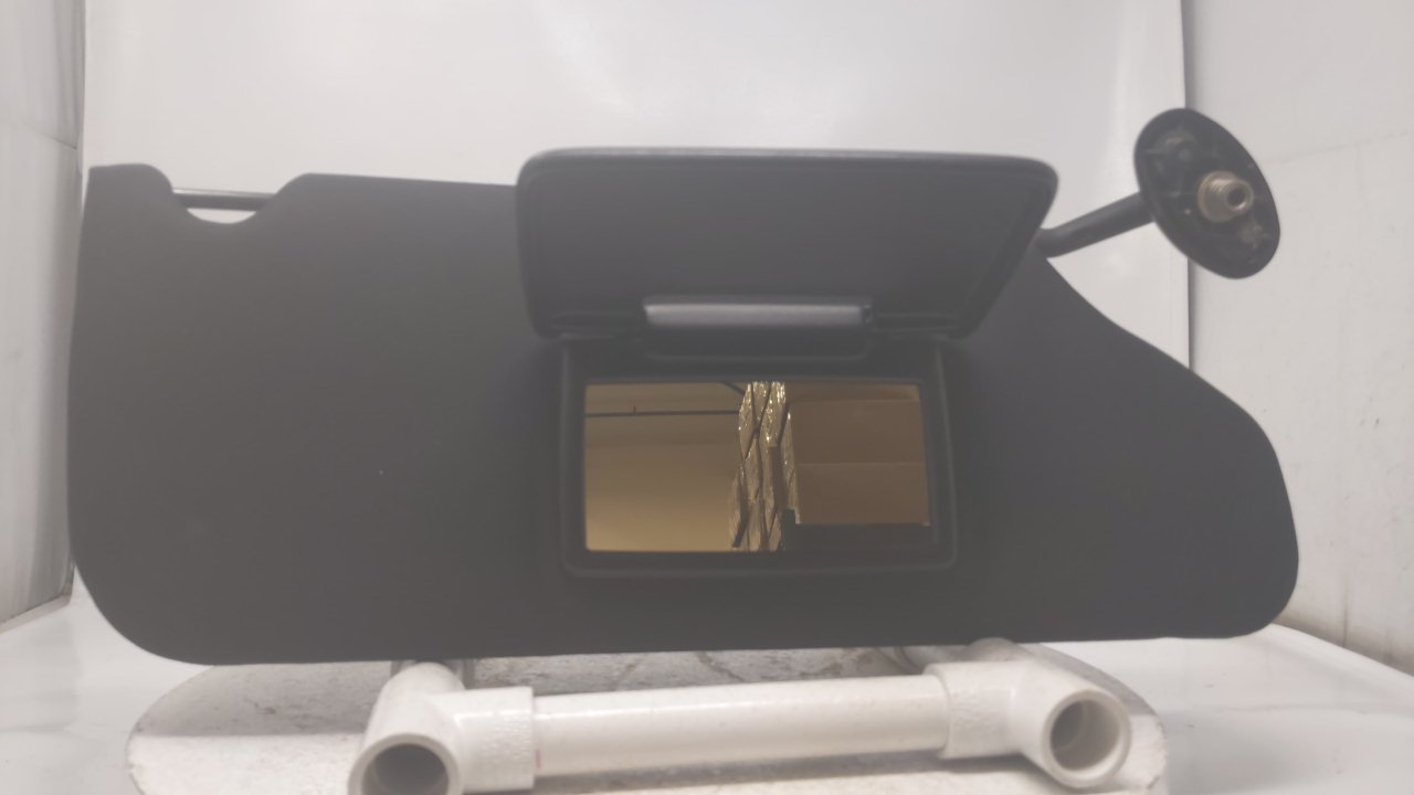 2011-2014 Chrysler 200 Passenger Sunvisor Sun Visor Shade Oem Black R8S8B17 - Oemusedautoparts1.com