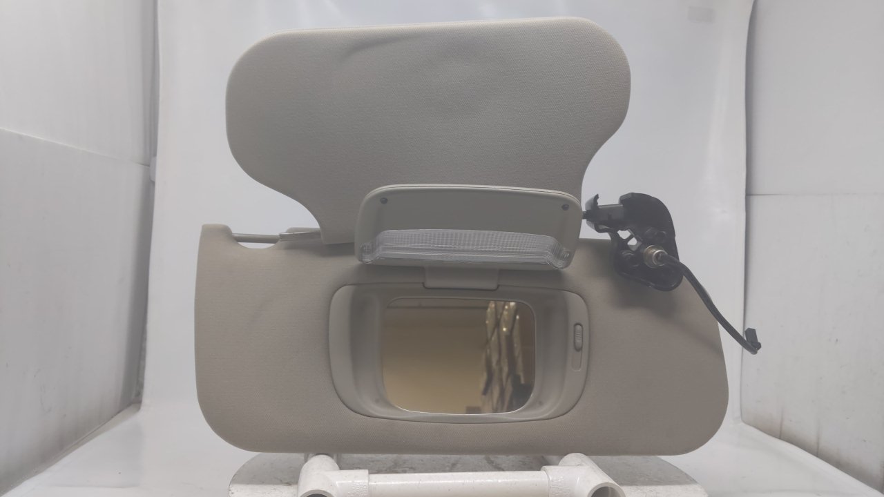 2003-2006 Lincoln Ls Passenger Side Sun Visor Shade Gray R8S8B17 - Oemusedautoparts1.com