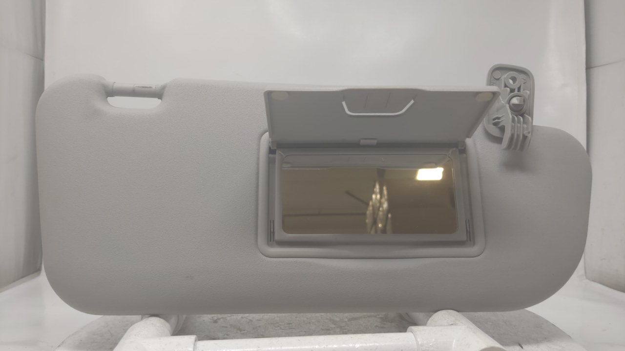 2004-2009 Mazda 3 Sun Visor Passenger Sunvisor Side Mirror Gray R8S8B19 - Oemusedautoparts1.com