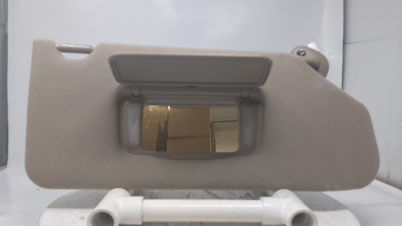 1998-2002 Honda Accord Passenger Sun Visor Sunvisor Shade Right Tan R8S8B22 - Oemusedautoparts1.com