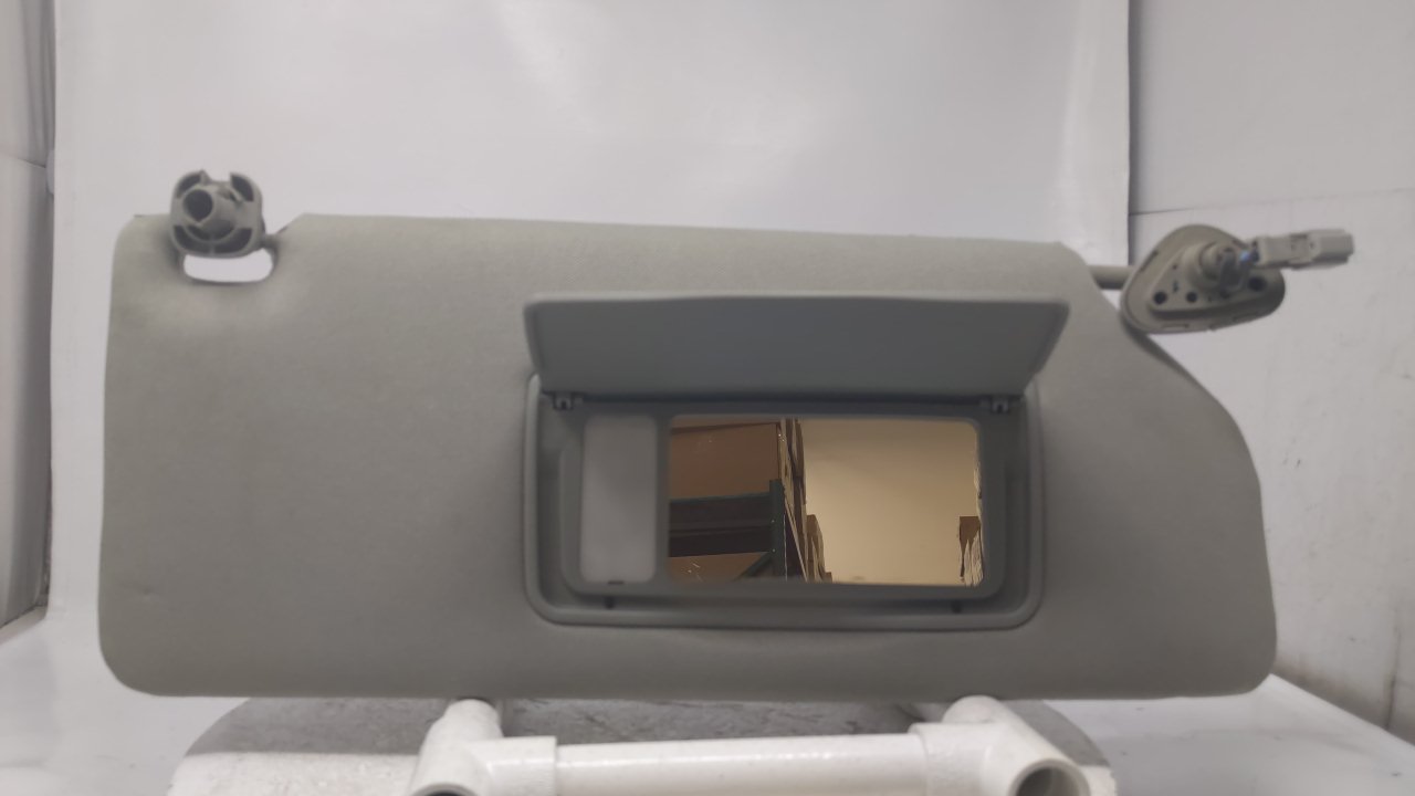 Picture of 2005-2010 Honda Odyssey Passenger Sun Visor Sunvisor Shade Gray R8S8B22