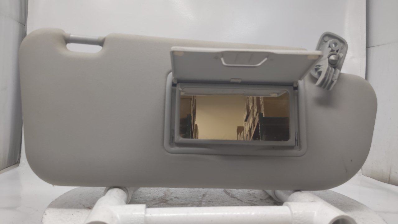 2004-2009 Mazda 3 Passenger Side Sun Visor Sunvisor Shade Gray R8S8B23 - Oemusedautoparts1.com
