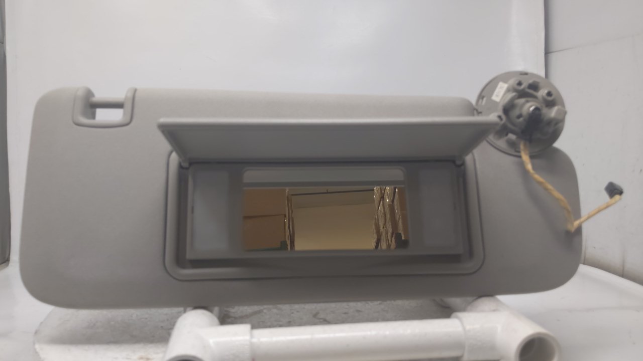 Picture of 2005-2012 Audi A6 Aura Passenger Sun Visor Sunvisor Gray R8S17B05