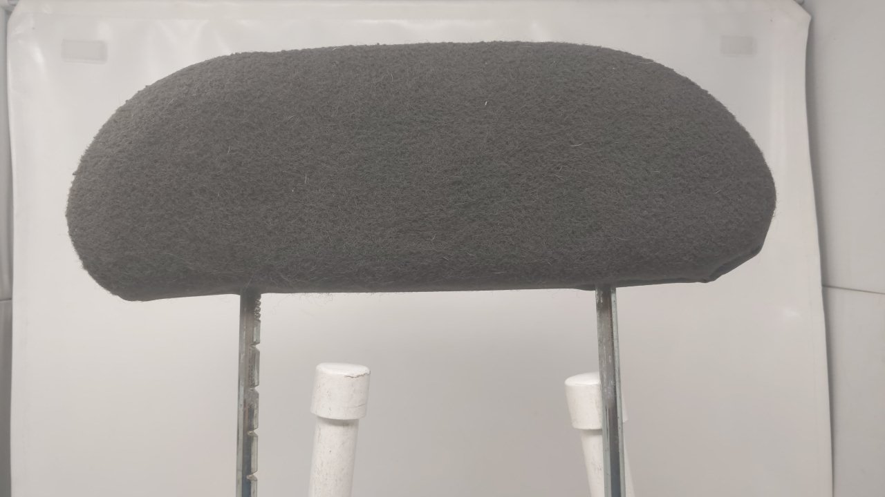 2000-2003 Dodge Durango Rear 3rd Row Driver Passenger Headrest Black  - Oemusedautoparts1.com