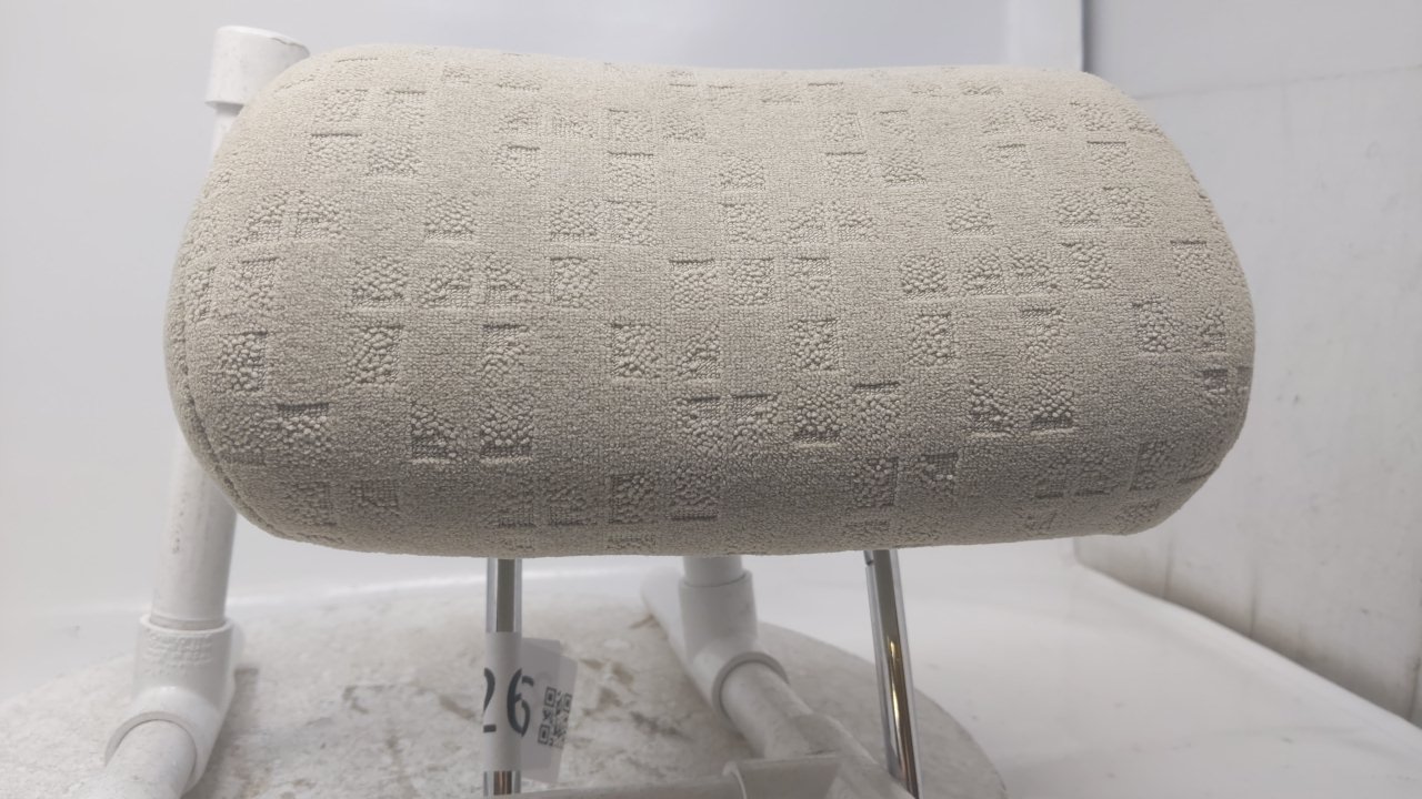 2006 Hyundai Sonata Headrest Head Rest Rear Center Seat Tan 31266 - Oemusedautoparts1.com