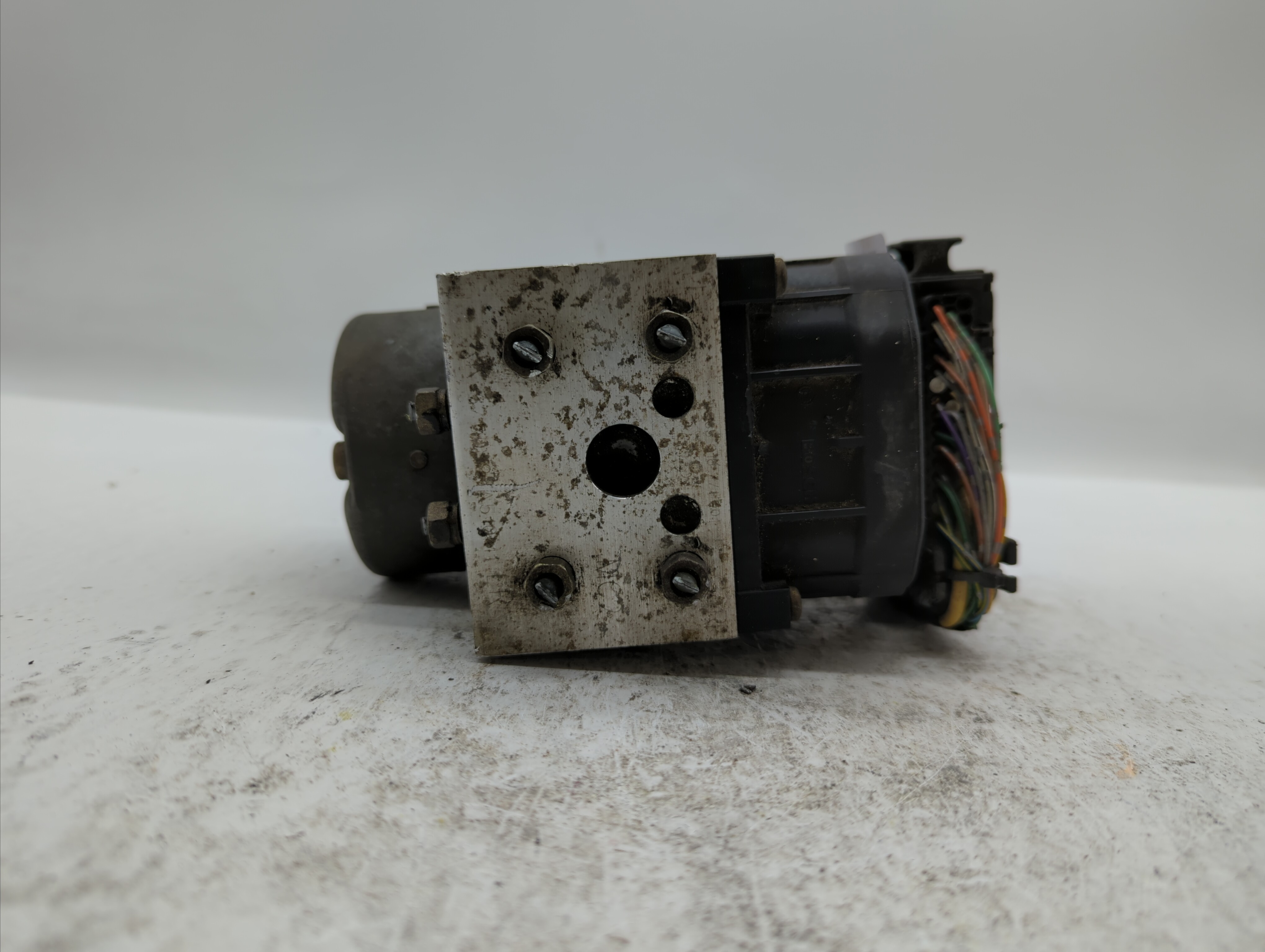 Picture of 2011-2013 Kia Sorento Abs Pump Control Module 313052