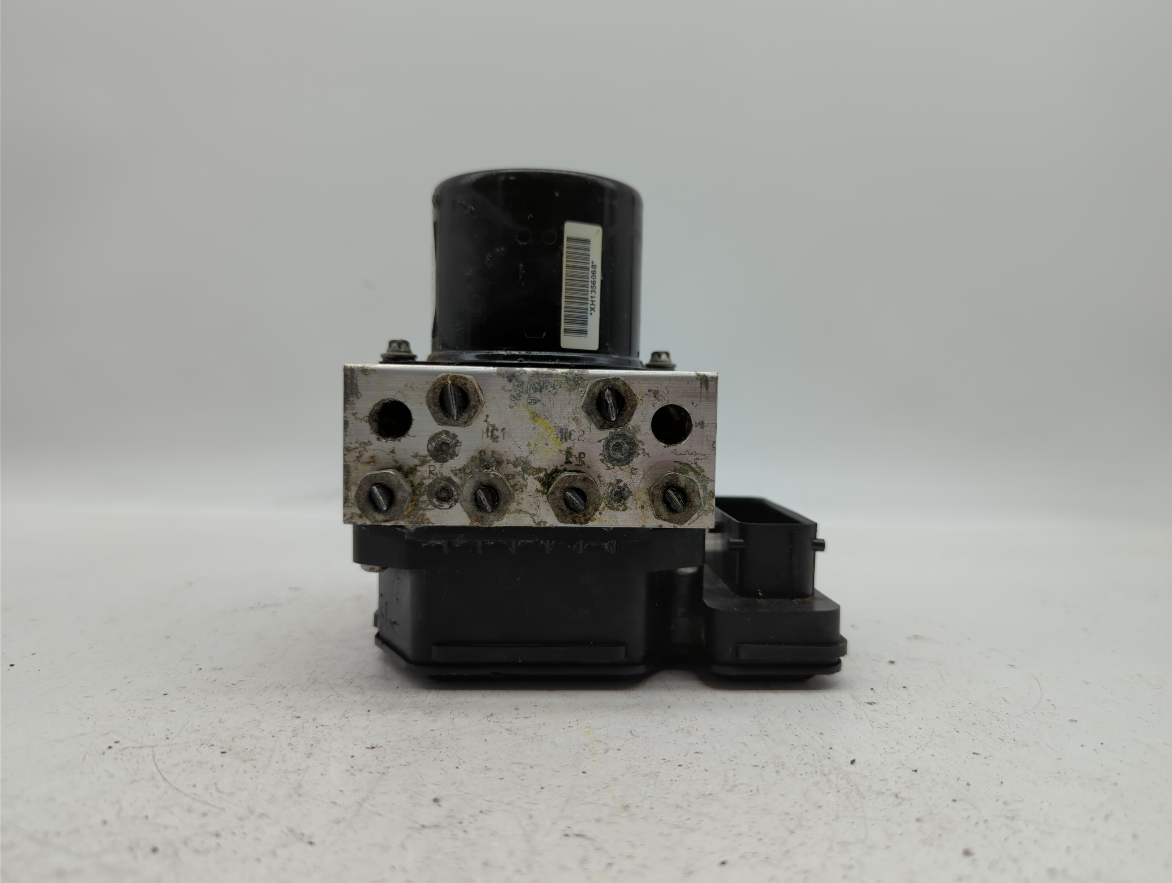 2013-2016 Chevrolet Malibu Abs Pump Control Module 313274 - Oemusedautoparts1.com