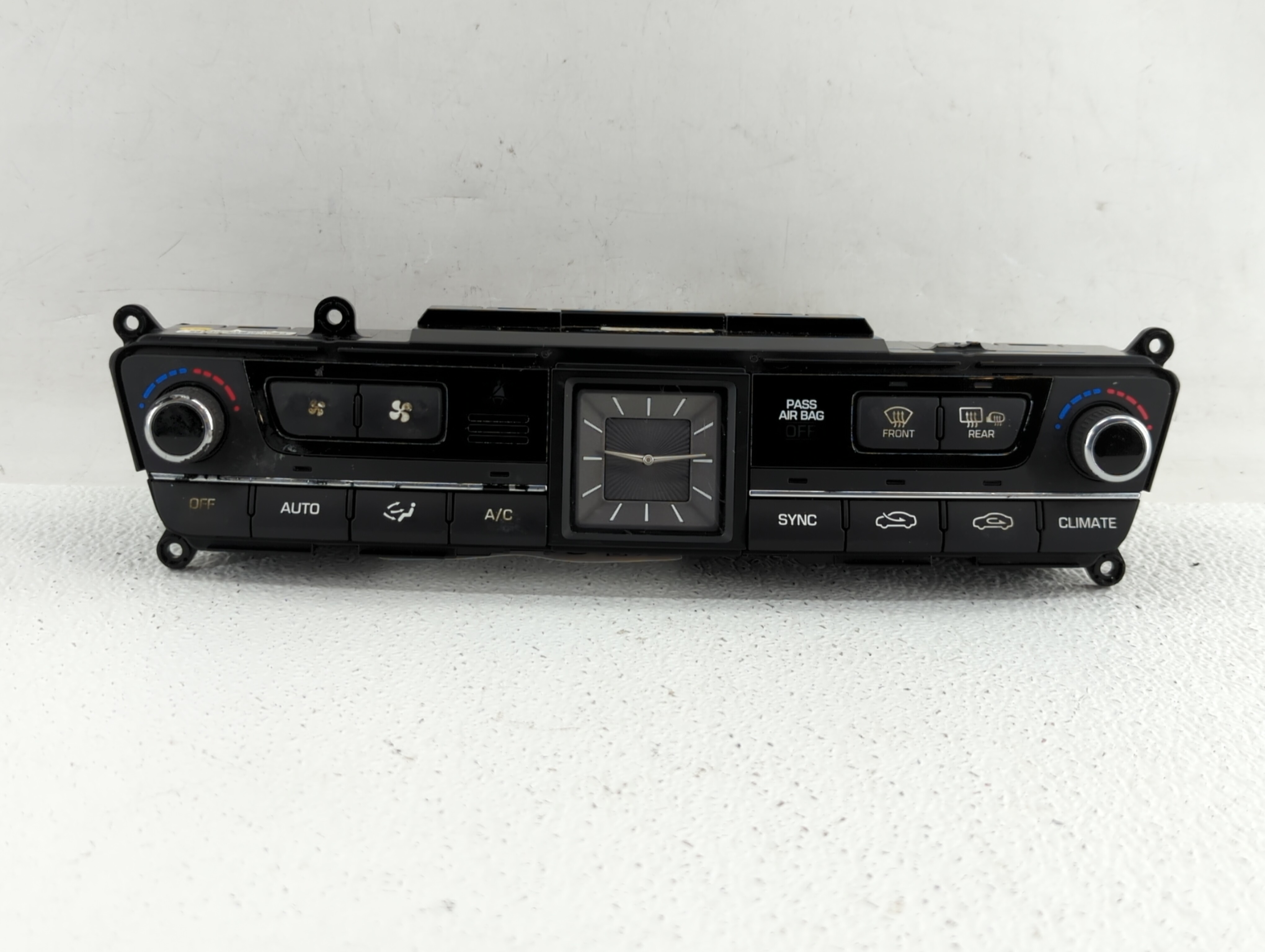 2017-2017 Genesis G80 Ac Heater Climate Control 97250-b1120 313838 - Oemusedautoparts1.com