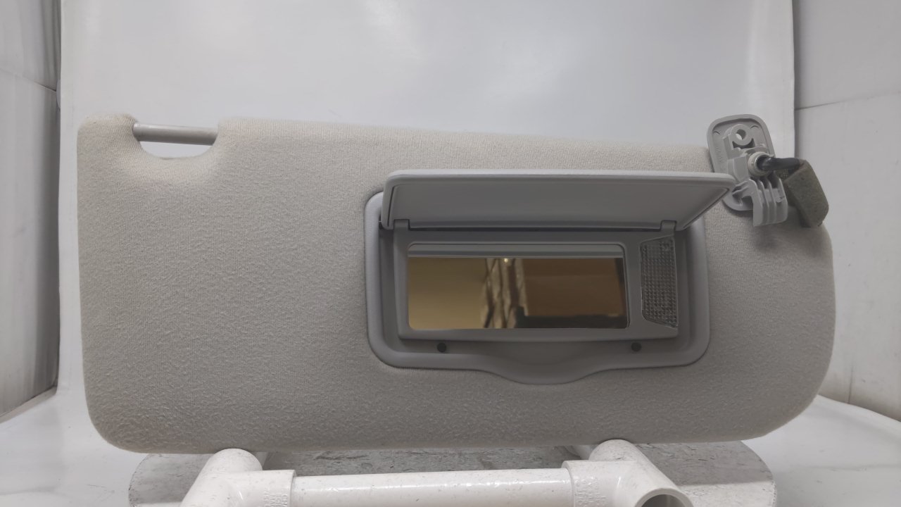 2005 Mazda 6 Passenger Sun Visor Mirror Right Sunvisor Gray 31392 - Oemusedautoparts1.com