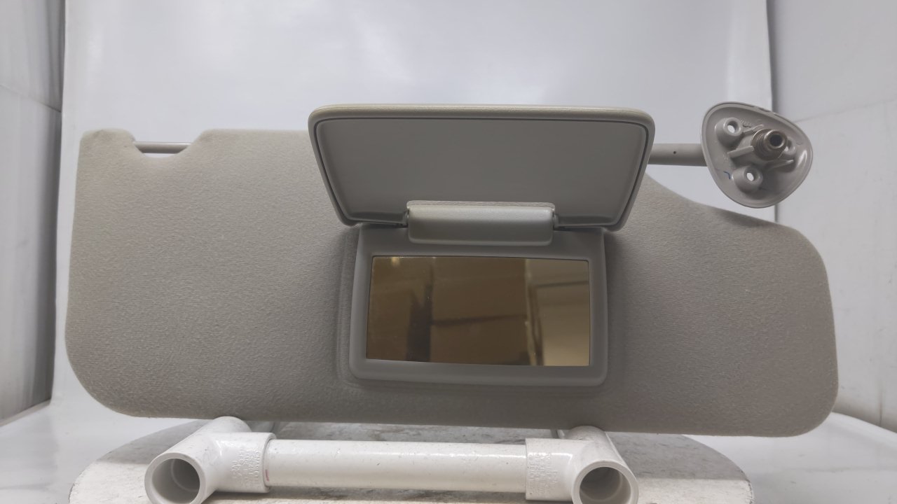 2008-2009 Ford Taurus Passenger Side Sun Visor Side Gray R8S17B23 - Oemusedautoparts1.com