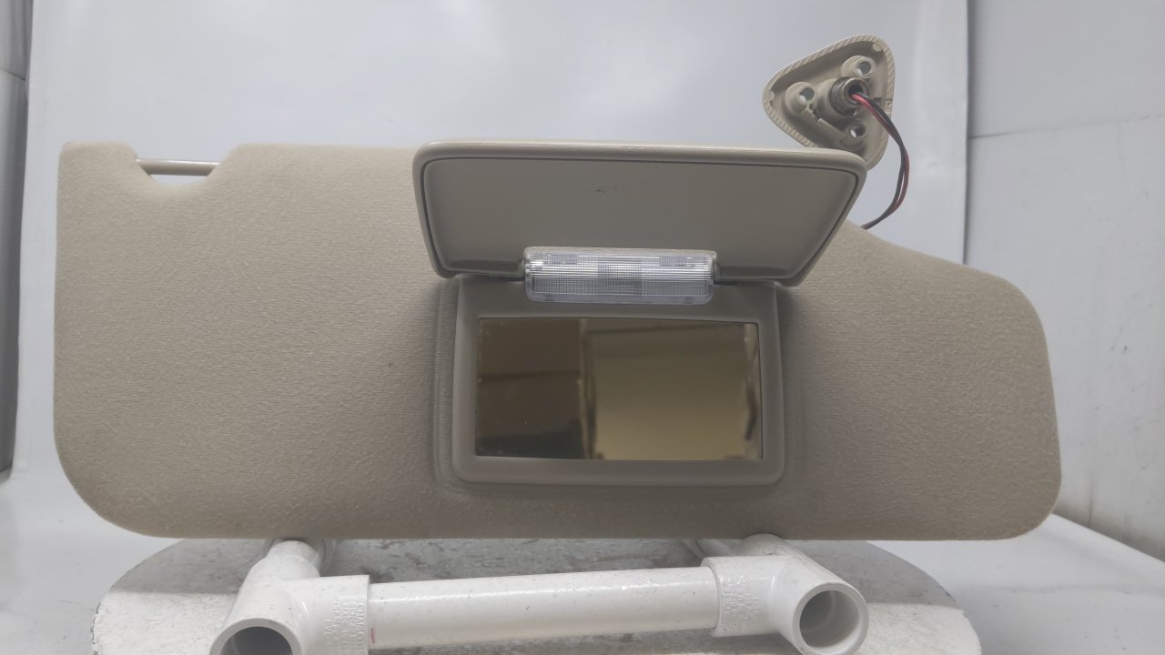 2008-2009 Ford Taurus X Passenger Side Sun Visor Sunvisor Shade Gray R8S17B25 - Oemusedautoparts1.com