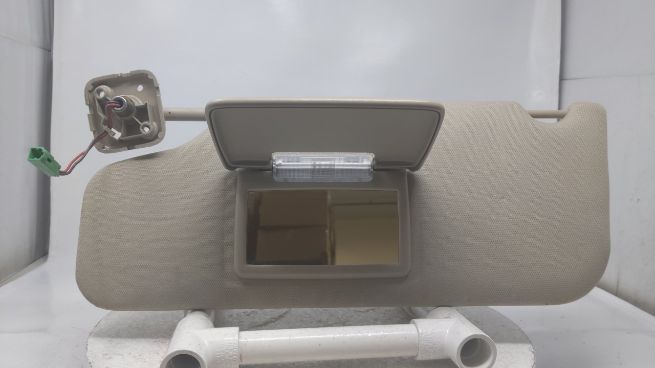 2010-2015 Ford Taurus Driver Sun Visor Sunvisor Shade Gray R8S10B01 - Oemusedautoparts1.com