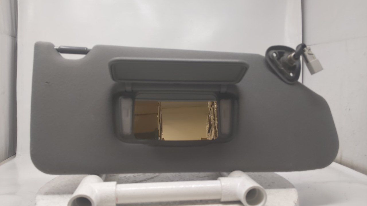 1998-2002 Honda Accord Passenger Sun Visor Sunvisor Shade Oem Gray R8S10B03 - Oemusedautoparts1.com