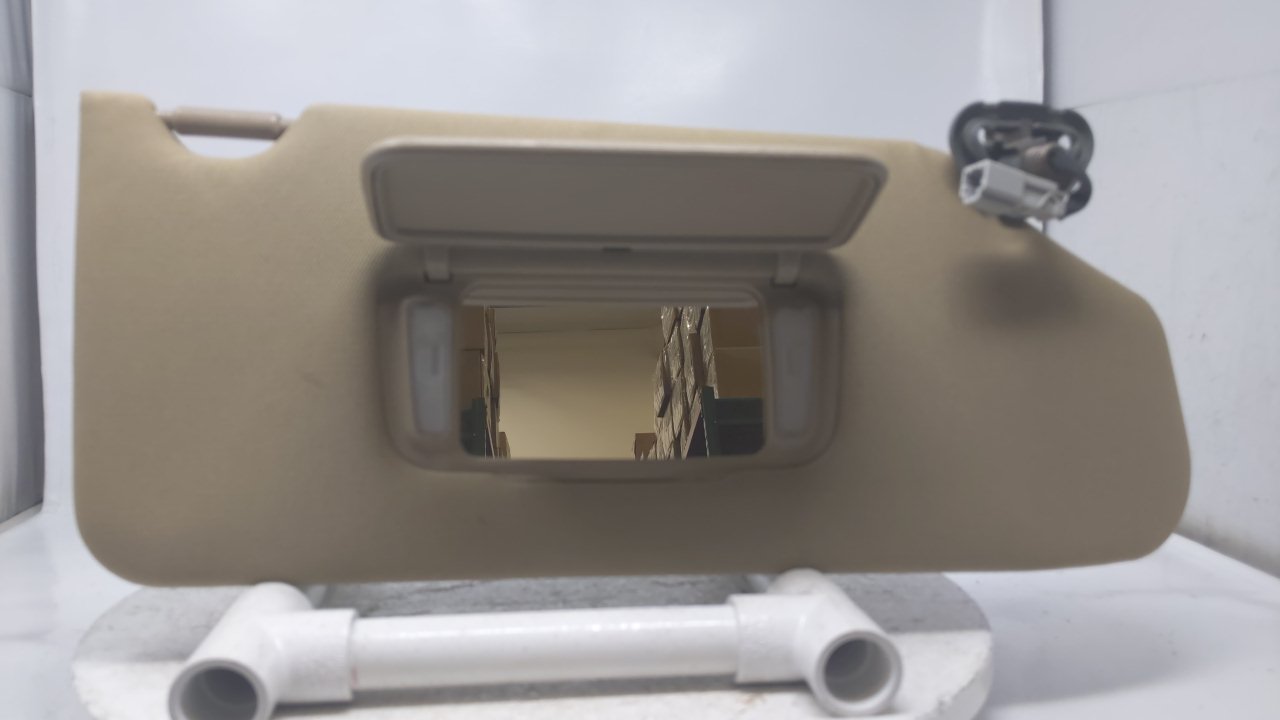 1998-2002 Honda Accord Passenger Sun Visor Sunvisor Shade Oem Tan R8S10B03 - Oemusedautoparts1.com