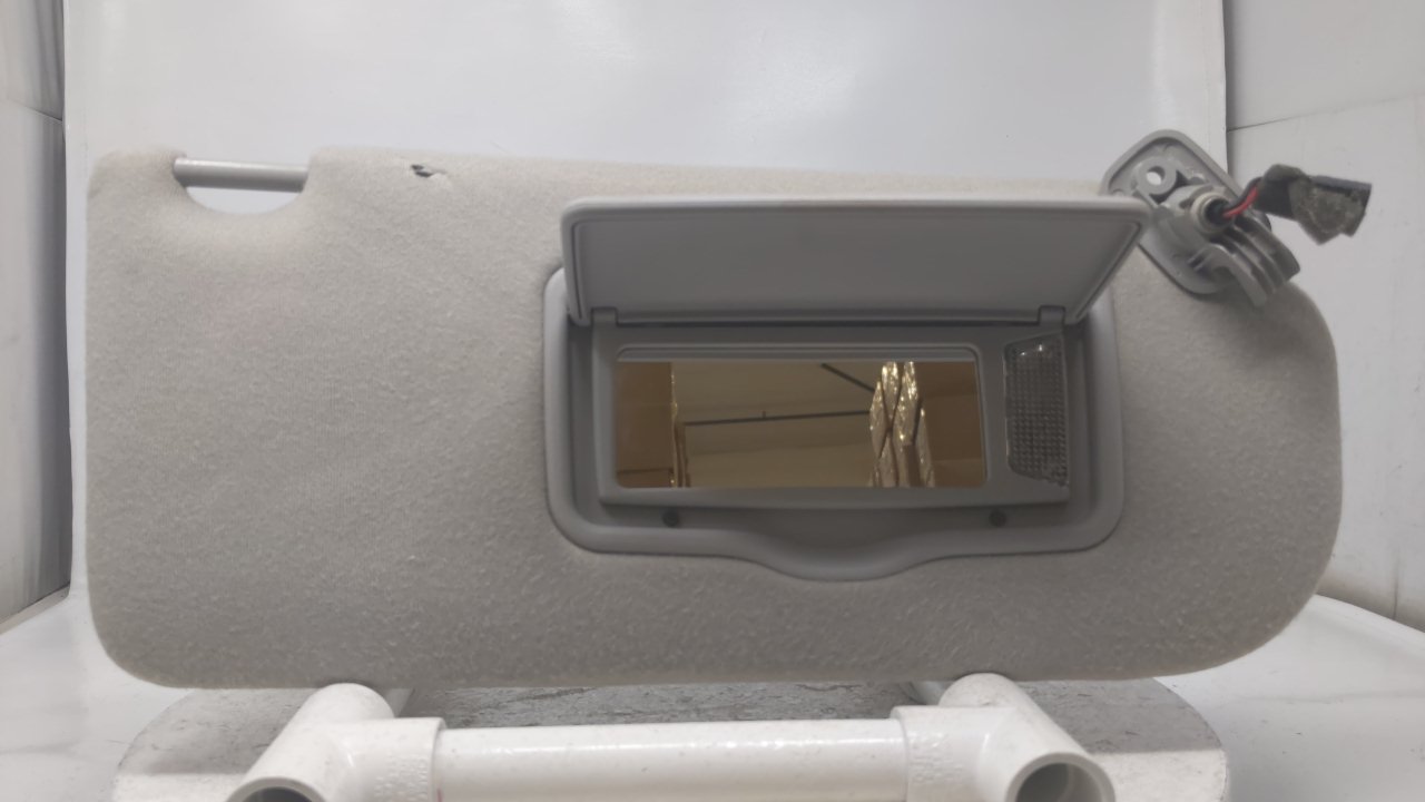 2005 Mazda 6 Passenger Sun Visor Mirror Right Sunvisor Gray 31485 - Oemusedautoparts1.com