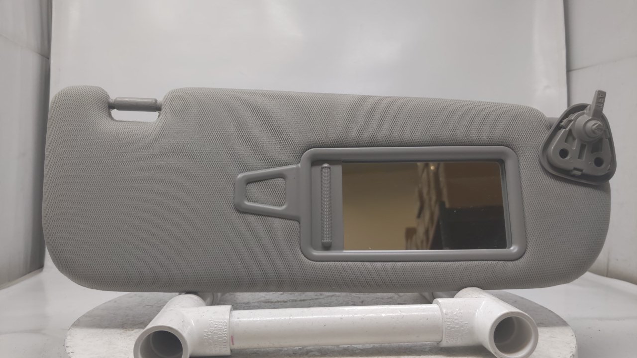 2011-2014 Kia Optima Passenger Side Sun Visor Sunvisor Shade Gray R8S10B04 - Oemusedautoparts1.com