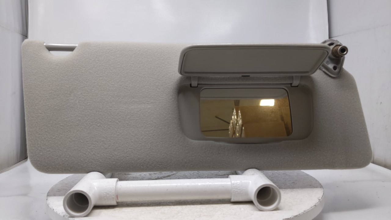 2002-2006 Toyota Camry Passenger Sun Visor Sunvisor Shade Oem Gray R8S10B09 - Oemusedautoparts1.com