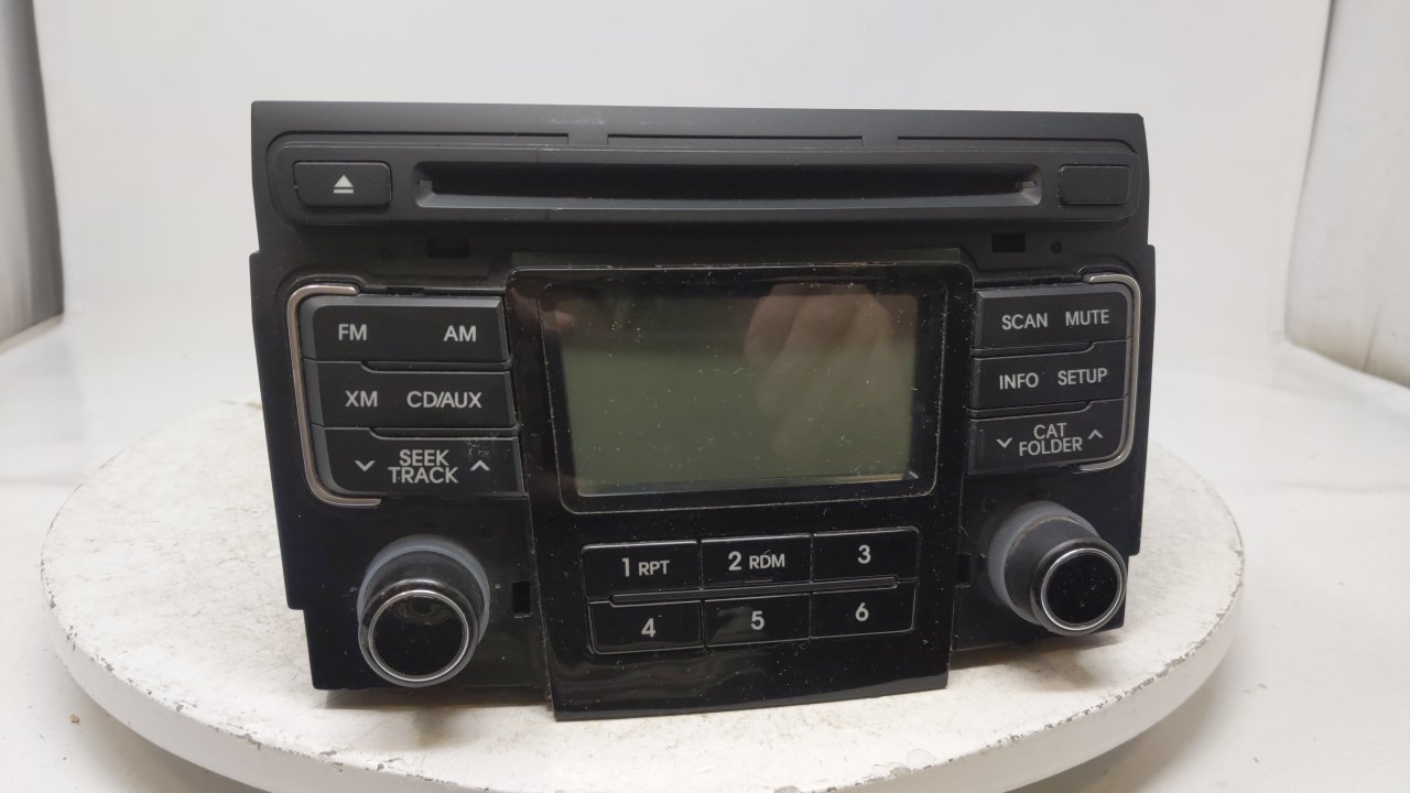 2011 Hyundai Sonata Cd Player Radio R8S10B10 - Oemusedautoparts1.com