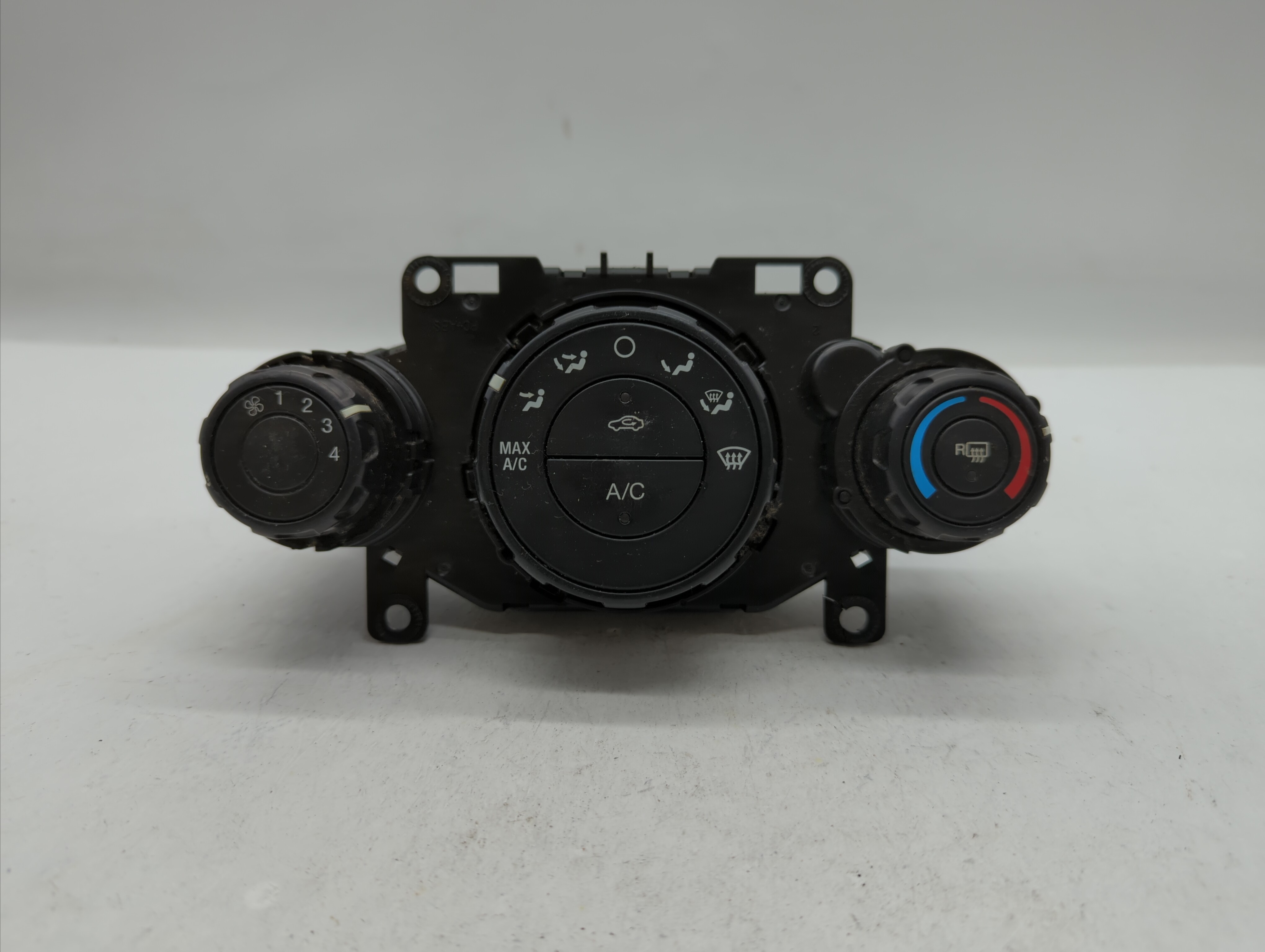 2011-2013 Ford Fiesta Ac Heater Climate Control Temperature Oem 316845 - Oemusedautoparts1.com